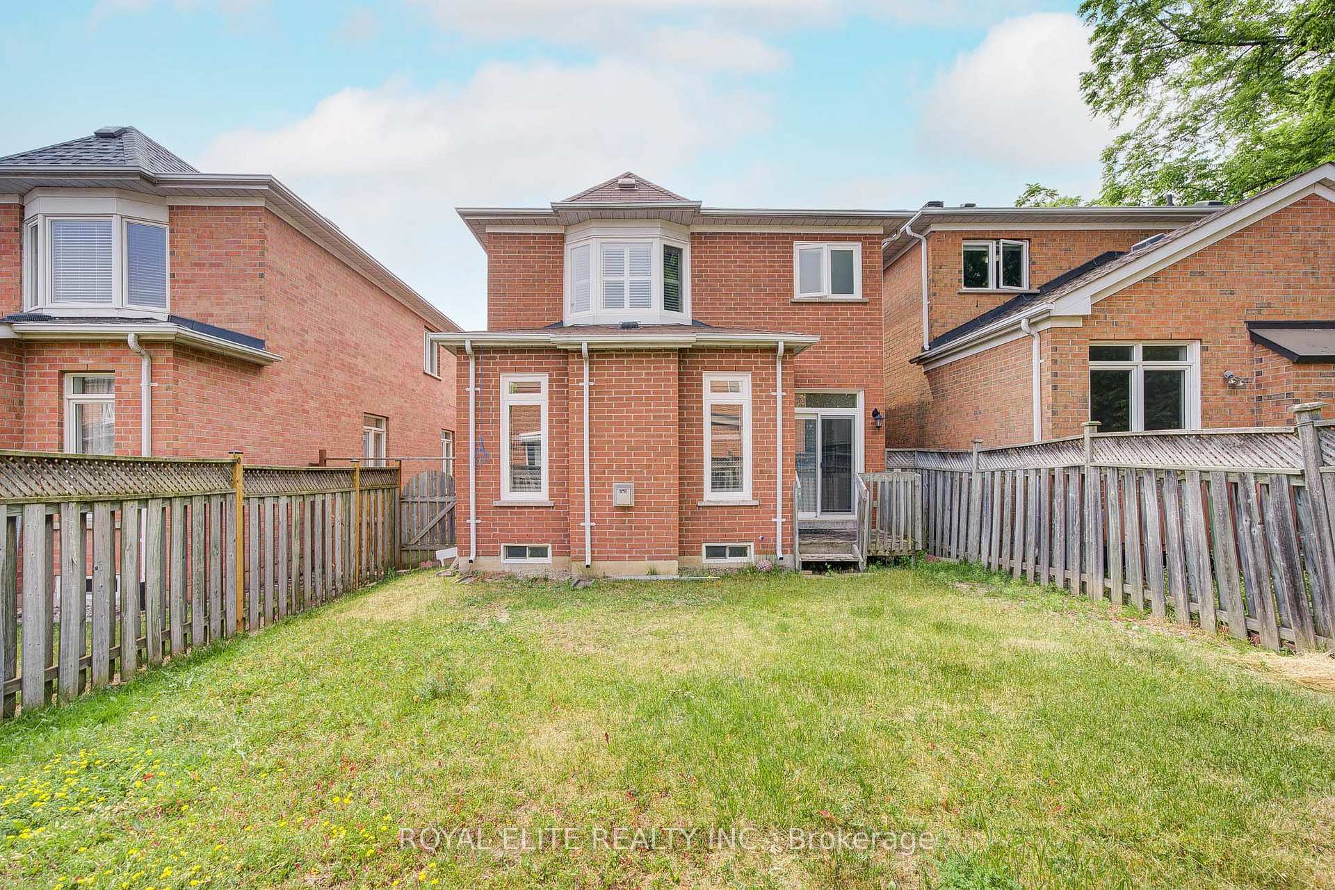Photo 47 of 88 Snowdon Circle, Markham, Markville — HOMEH