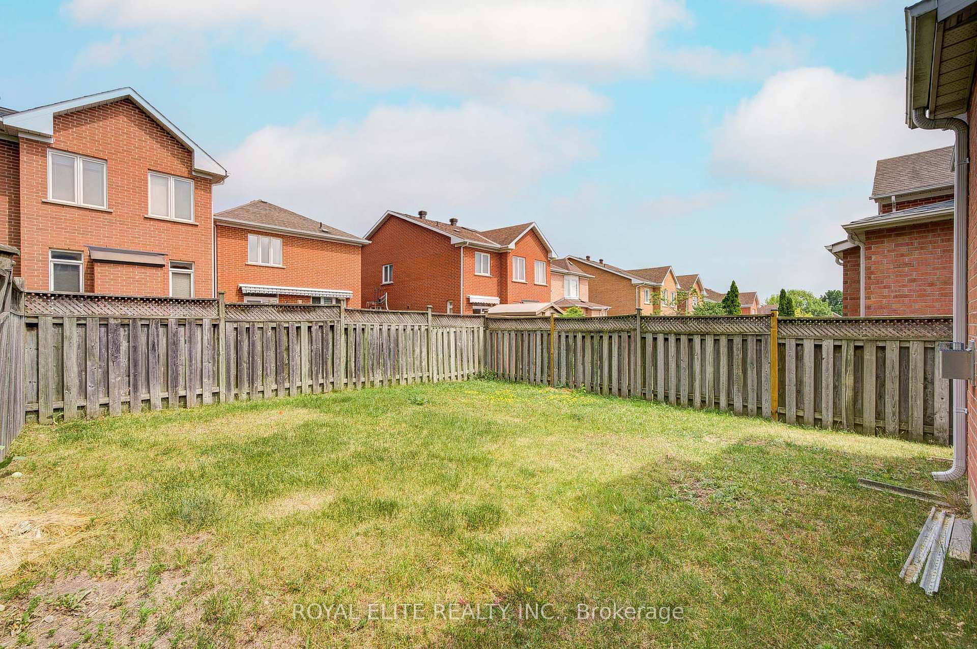 Photo 48 of 88 Snowdon Circle, Markham, Markville — HOMEH