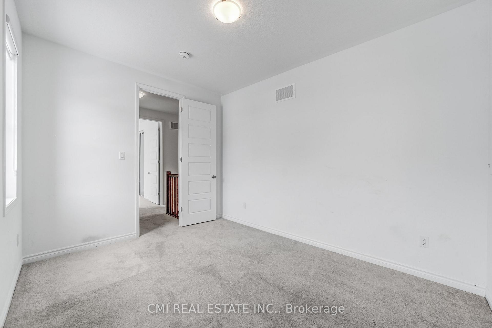 Photo 21 of 3 Milt Schmidt Street, Kitchener — HOMEH
