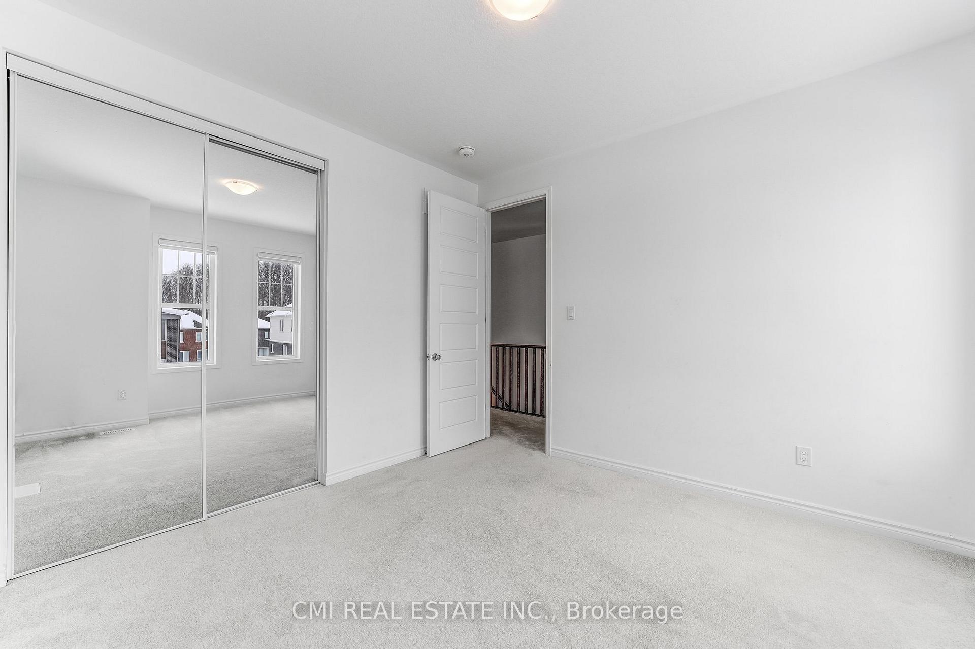 Photo 23 of 3 Milt Schmidt Street, Kitchener — HOMEH