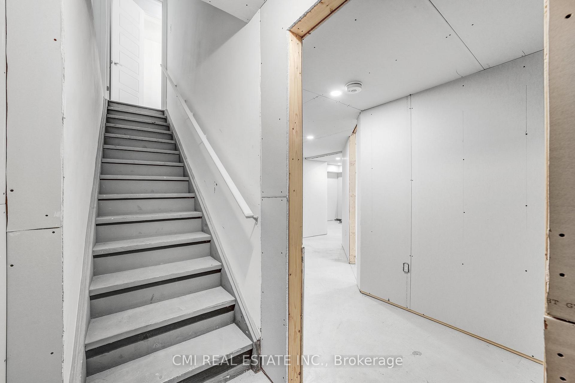 Photo 34 of 3 Milt Schmidt Street, Kitchener — HOMEH