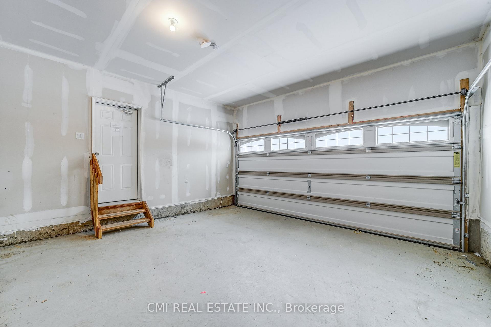 Photo 39 of 3 Milt Schmidt Street, Kitchener — HOMEH