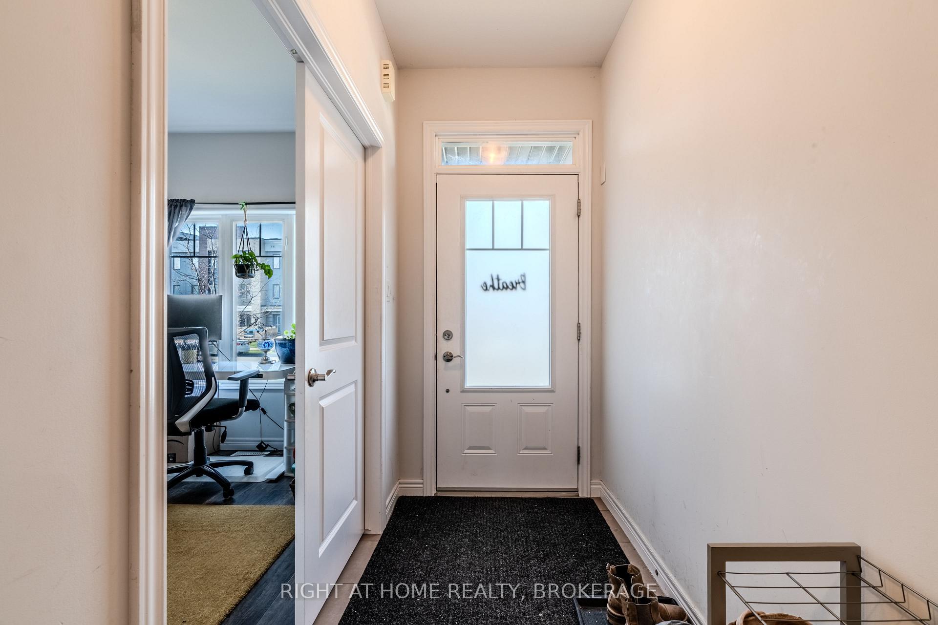 Photo 3 of 138 Shoreview Place, Hamilton, Lakeshore — HOMEH