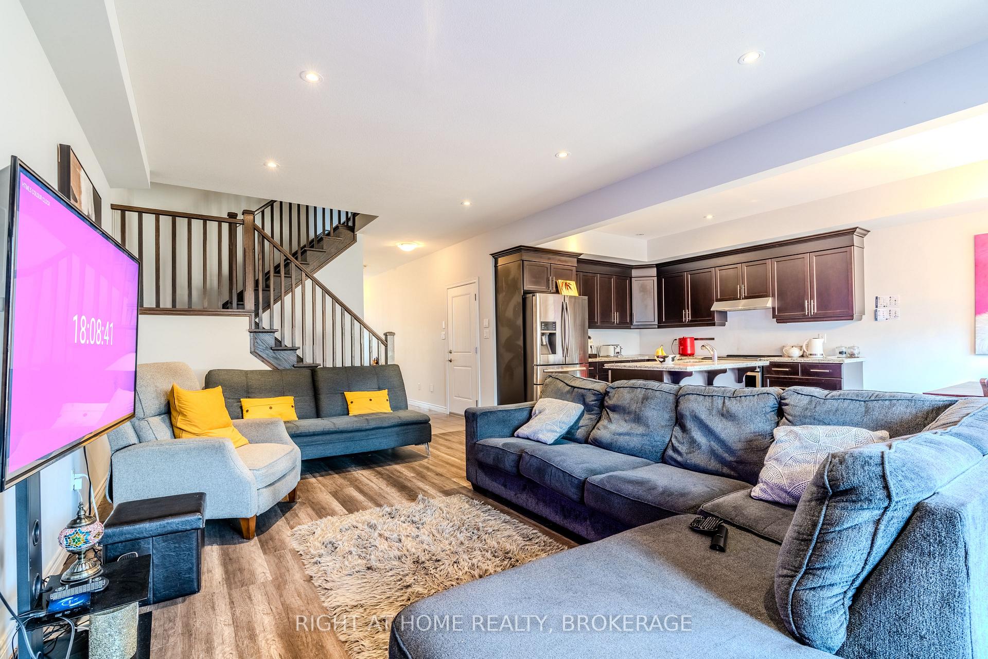 Photo 8 of 138 Shoreview Place, Hamilton, Lakeshore — HOMEH