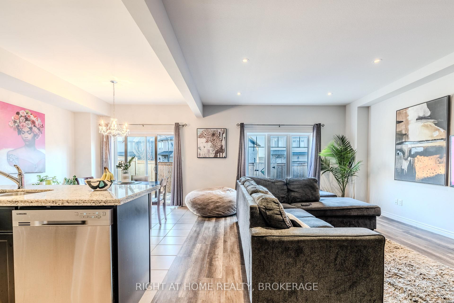 Photo 9 of 138 Shoreview Place, Hamilton, Lakeshore — HOMEH