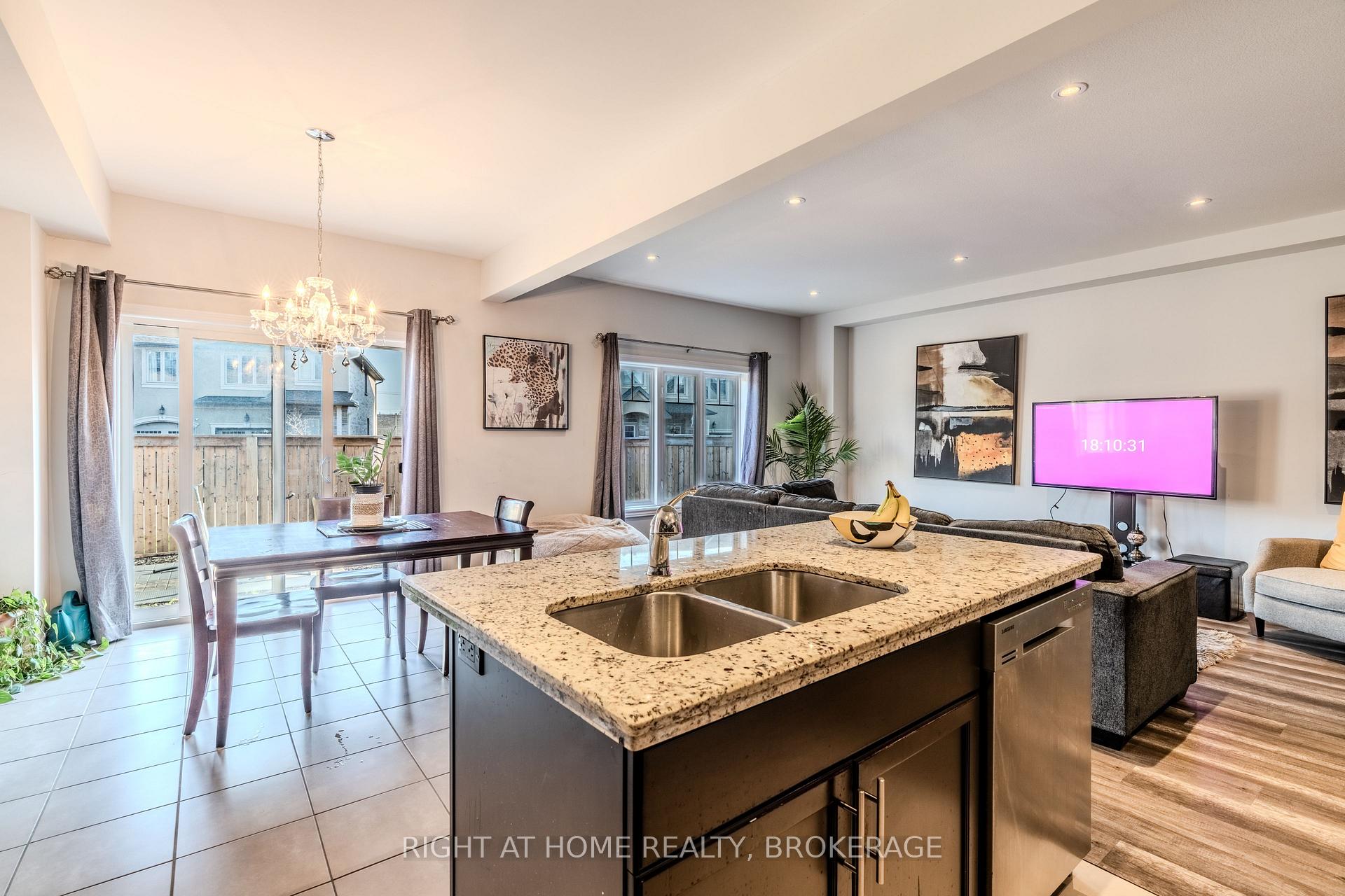 Photo 12 of 138 Shoreview Place, Hamilton, Lakeshore — HOMEH