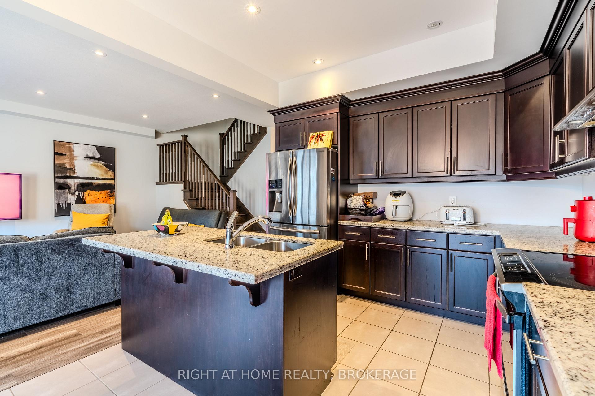 Photo 14 of 138 Shoreview Place, Hamilton, Lakeshore — HOMEH