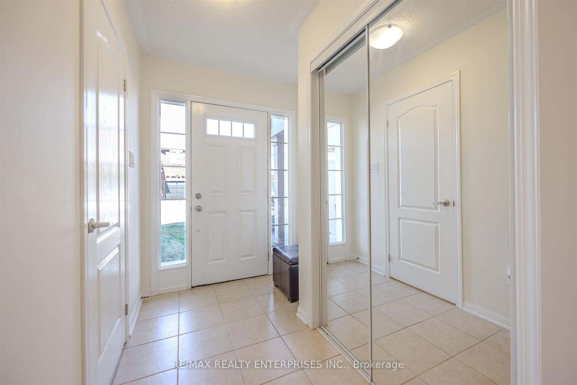 Photo 6 of 568 Attenborough Terrace, Milton, Willmott — HOMEH