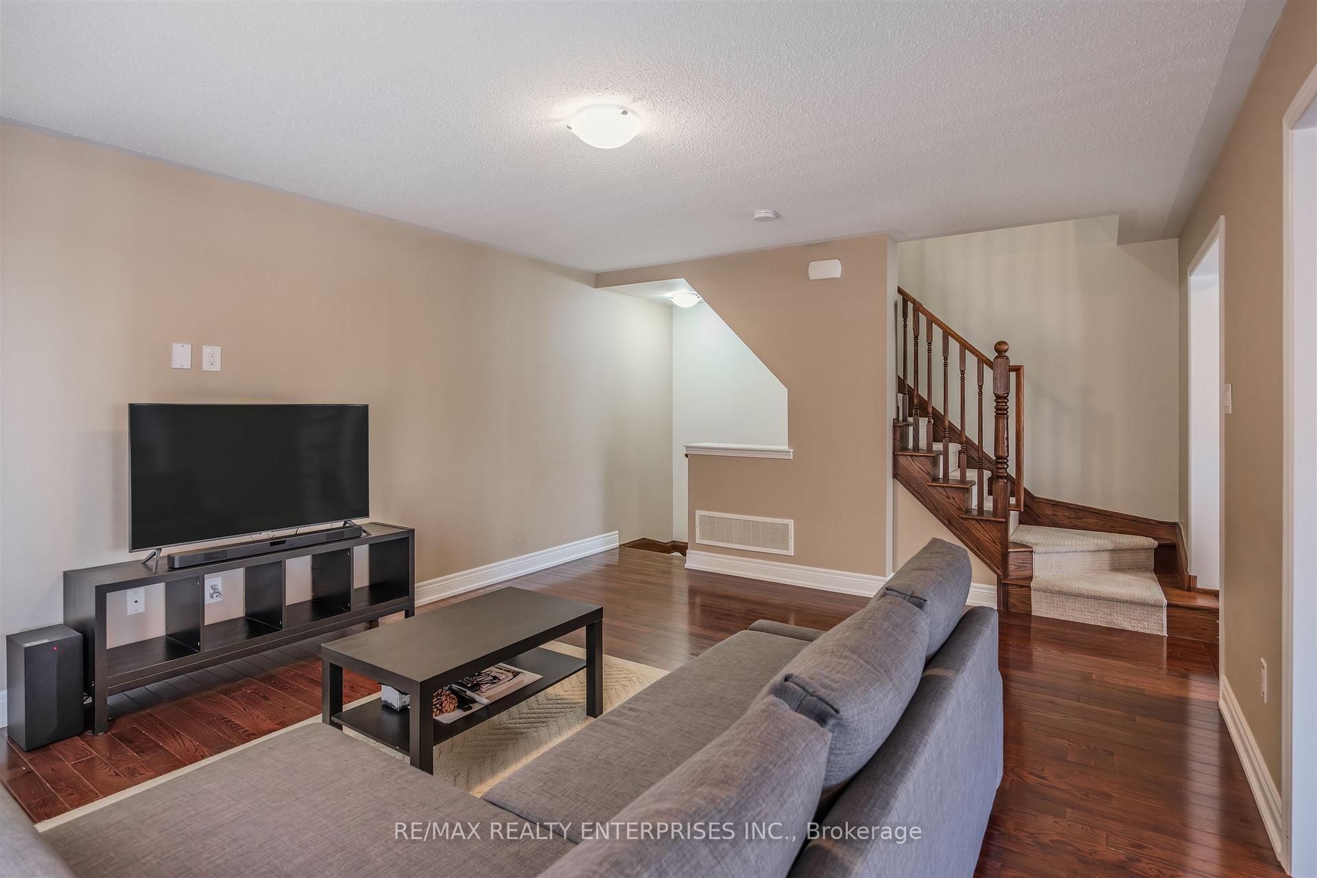 Photo 12 of 568 Attenborough Terrace, Milton, Willmott — HOMEH