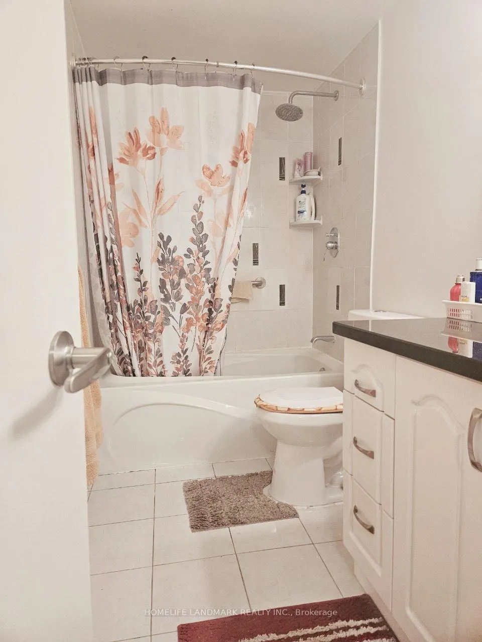 Photo 4 of Unit Private One Bedroom, 1935 Memory Lane, Pickering, Liverpool — HOMEH
