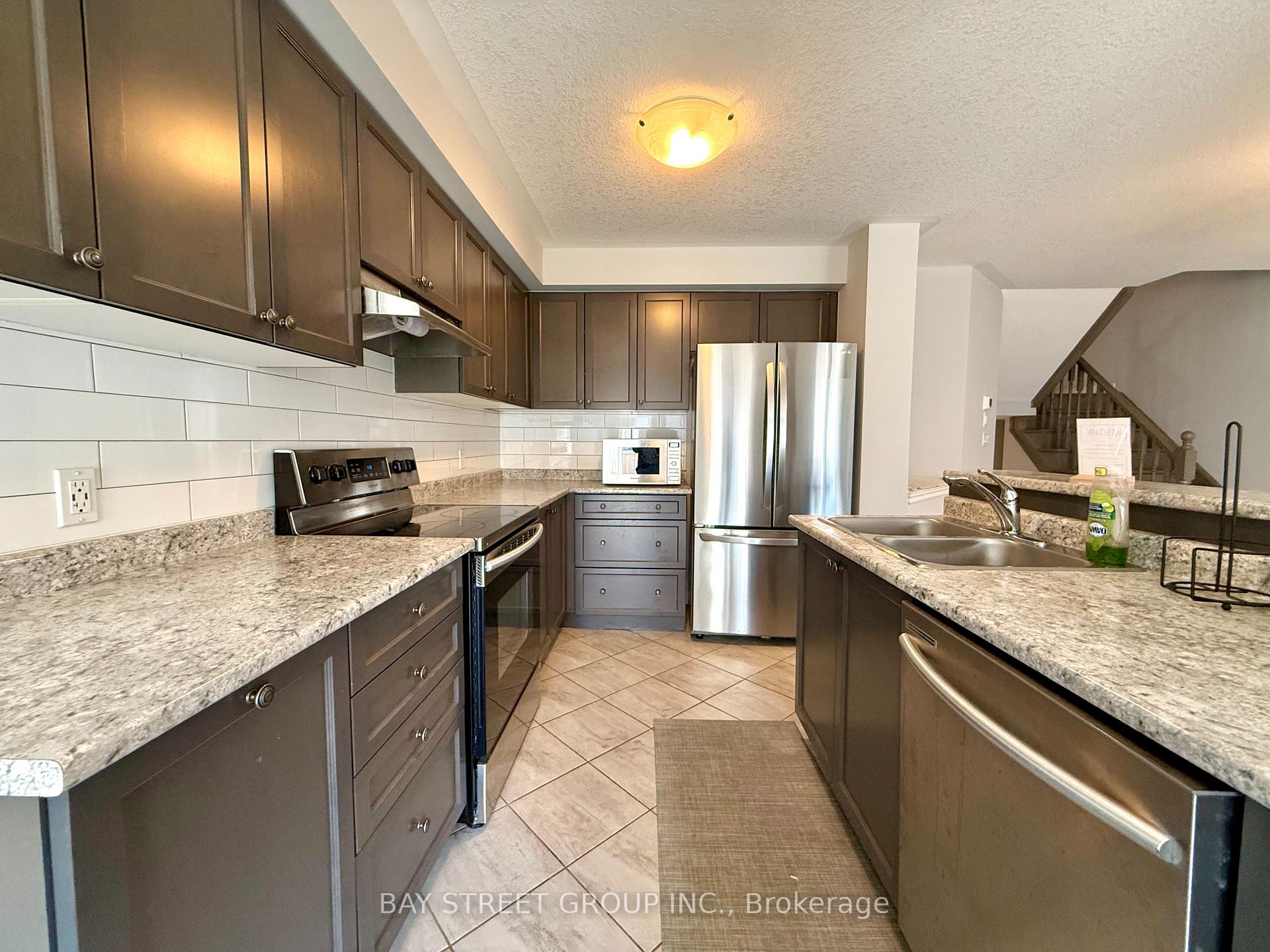 Photo 3 of 17 Bethune Avenue, Hamilton, Hannon — HOMEH