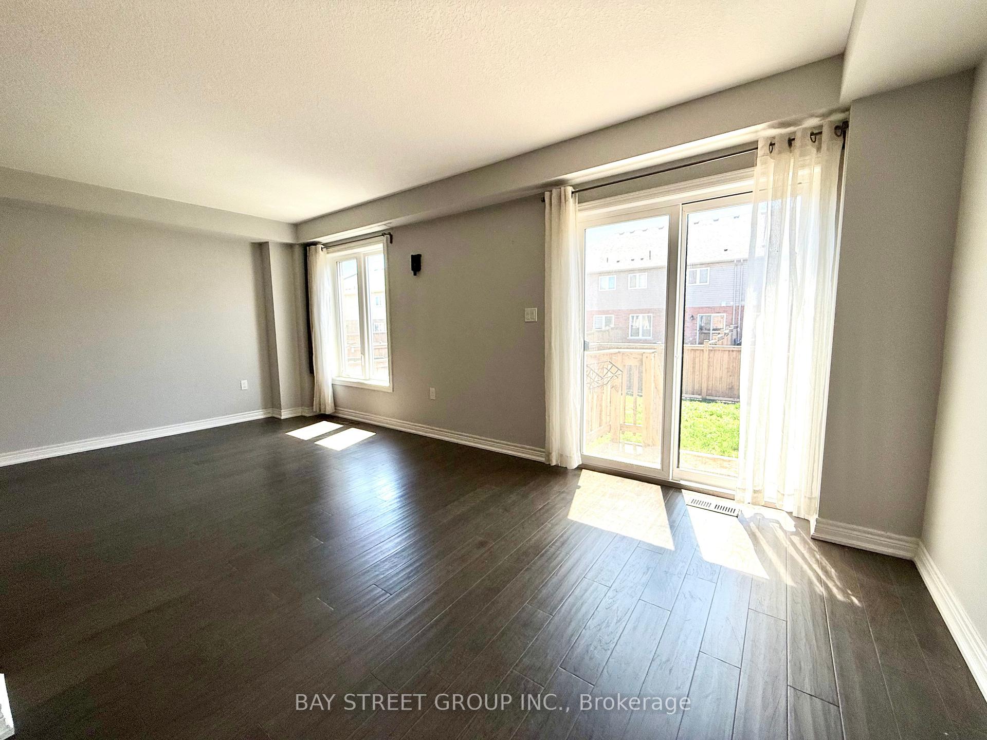 Photo 6 of 17 Bethune Avenue, Hamilton, Hannon — HOMEH