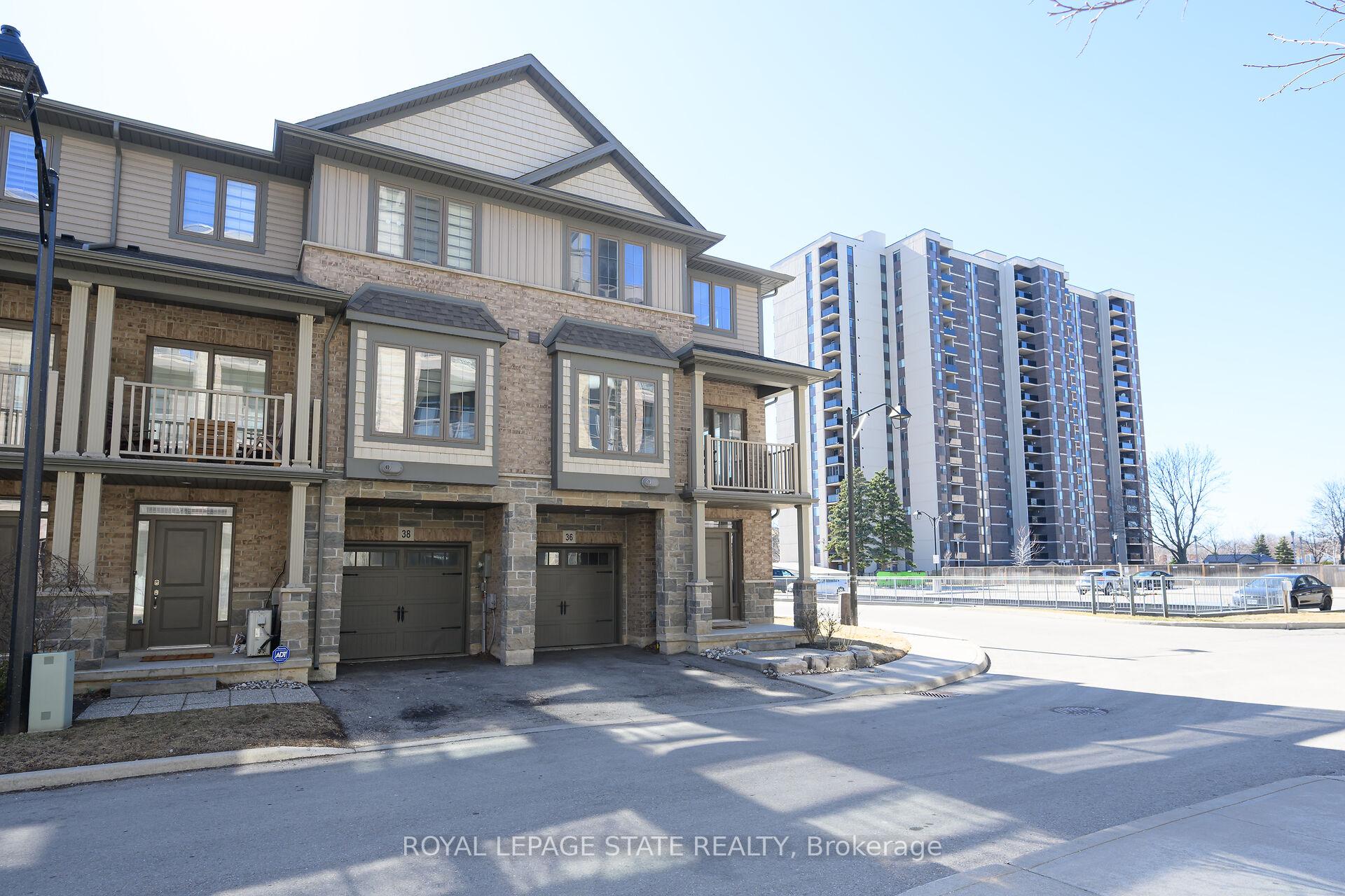 Photo 1 of 36 Southshore Crescent, Hamilton, Stoney Creek — HOMEH