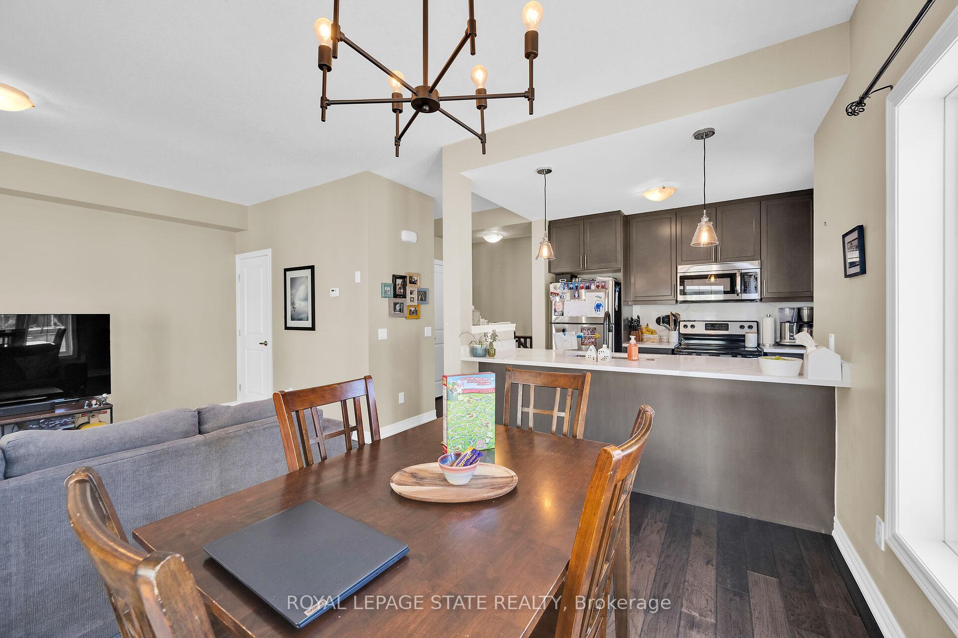 Photo 7 of 36 Southshore Crescent, Hamilton, Stoney Creek — HOMEH