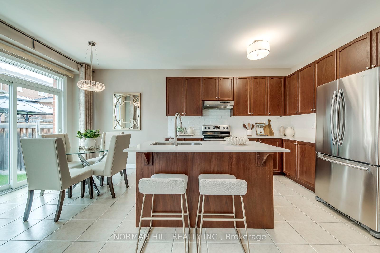 Photo 21 of 536 Savoline Boulevard, Milton, Scott — HOMEH