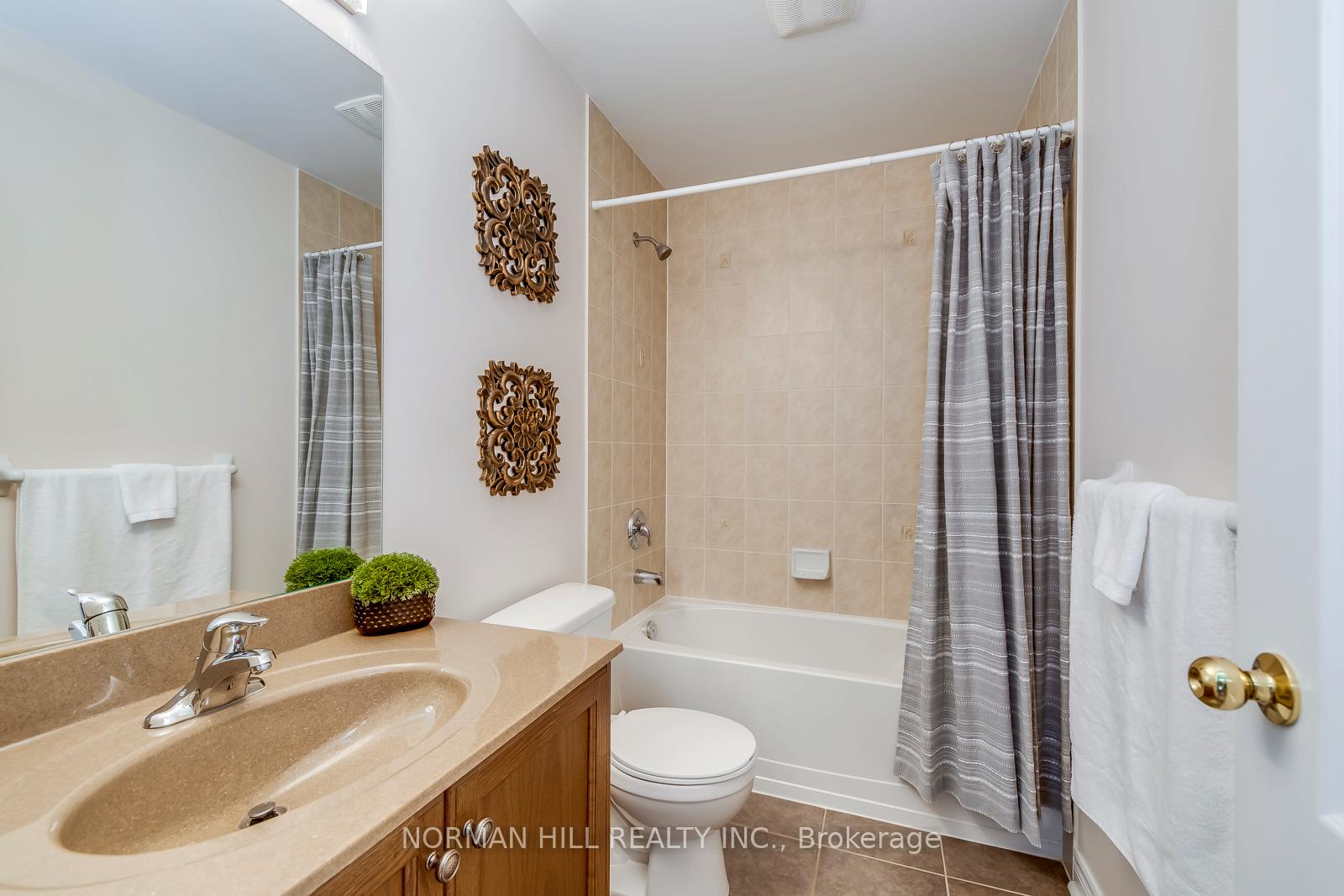 Photo 46 of 536 Savoline Boulevard, Milton, Scott — HOMEH