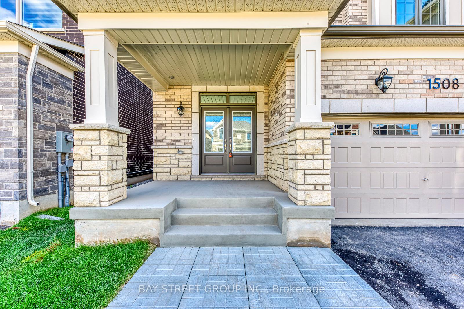 Photo 2 of 1508 Rothbury Crescent, Milton, Bowes — HOMEH