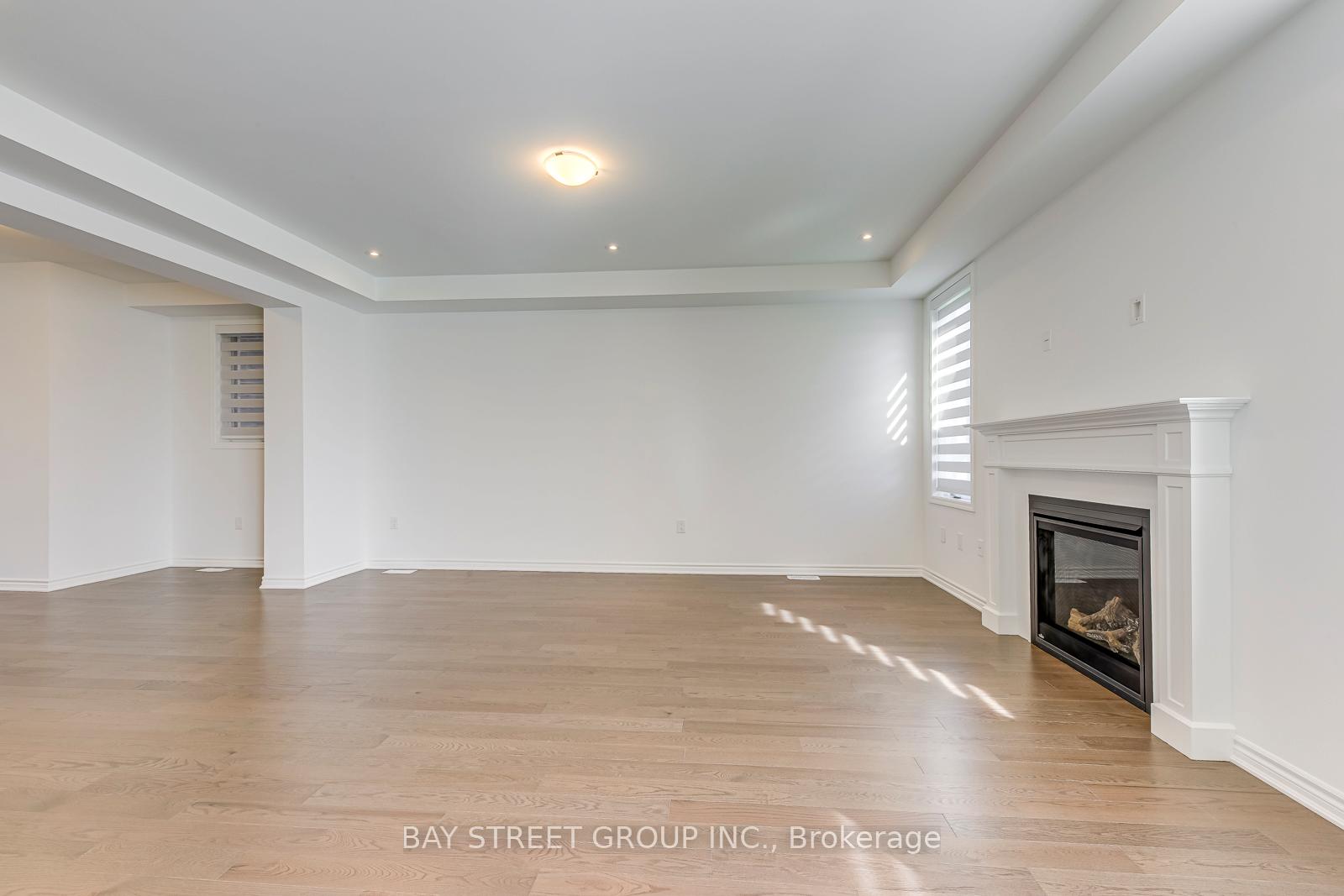 Photo 7 of 1508 Rothbury Crescent, Milton, Bowes — HOMEH