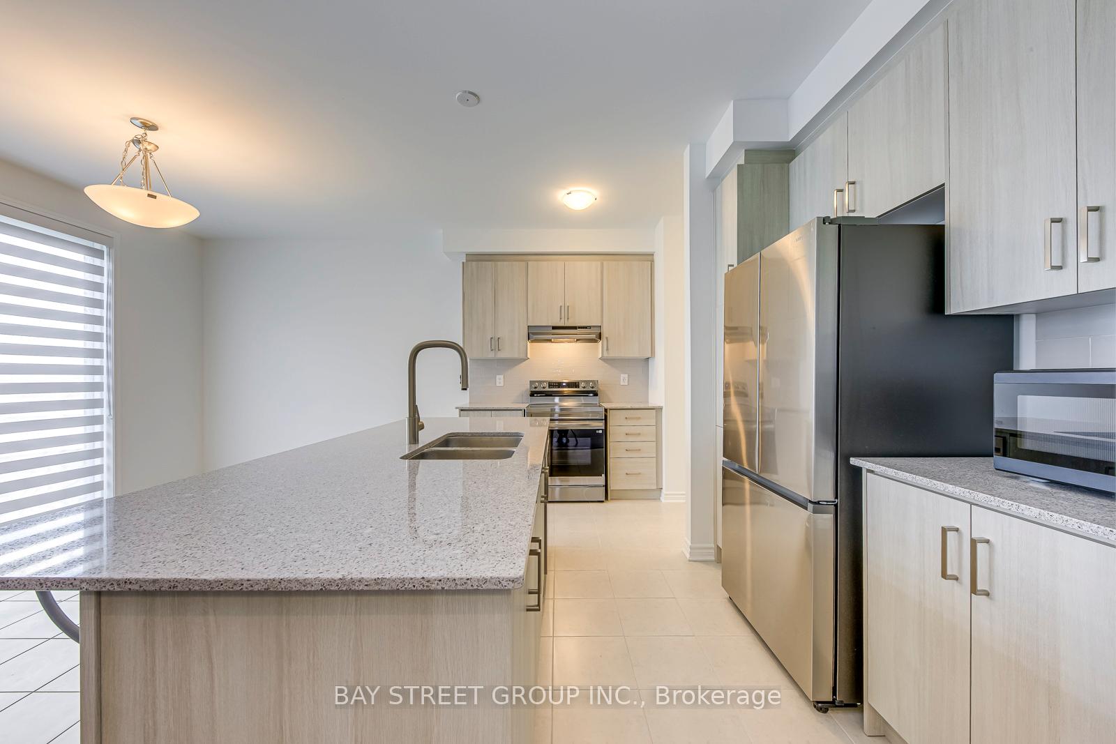 Photo 13 of 1508 Rothbury Crescent, Milton, Bowes — HOMEH