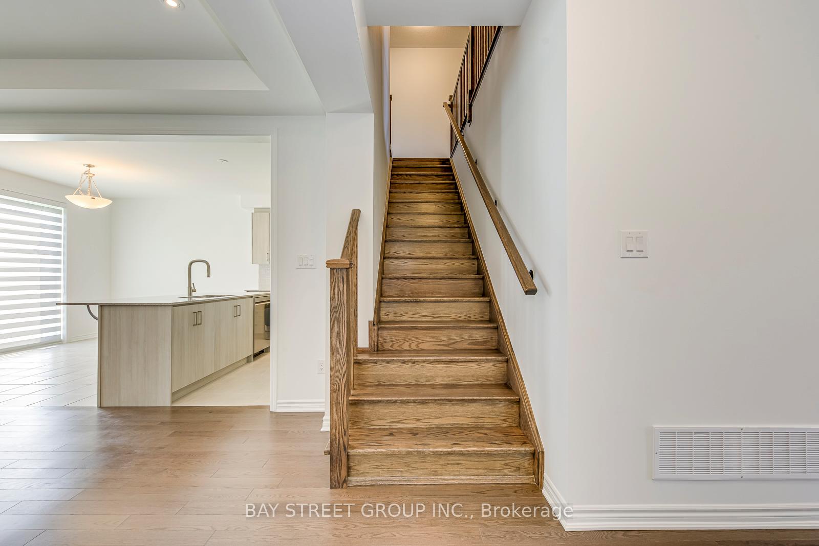 Photo 17 of 1508 Rothbury Crescent, Milton, Bowes — HOMEH