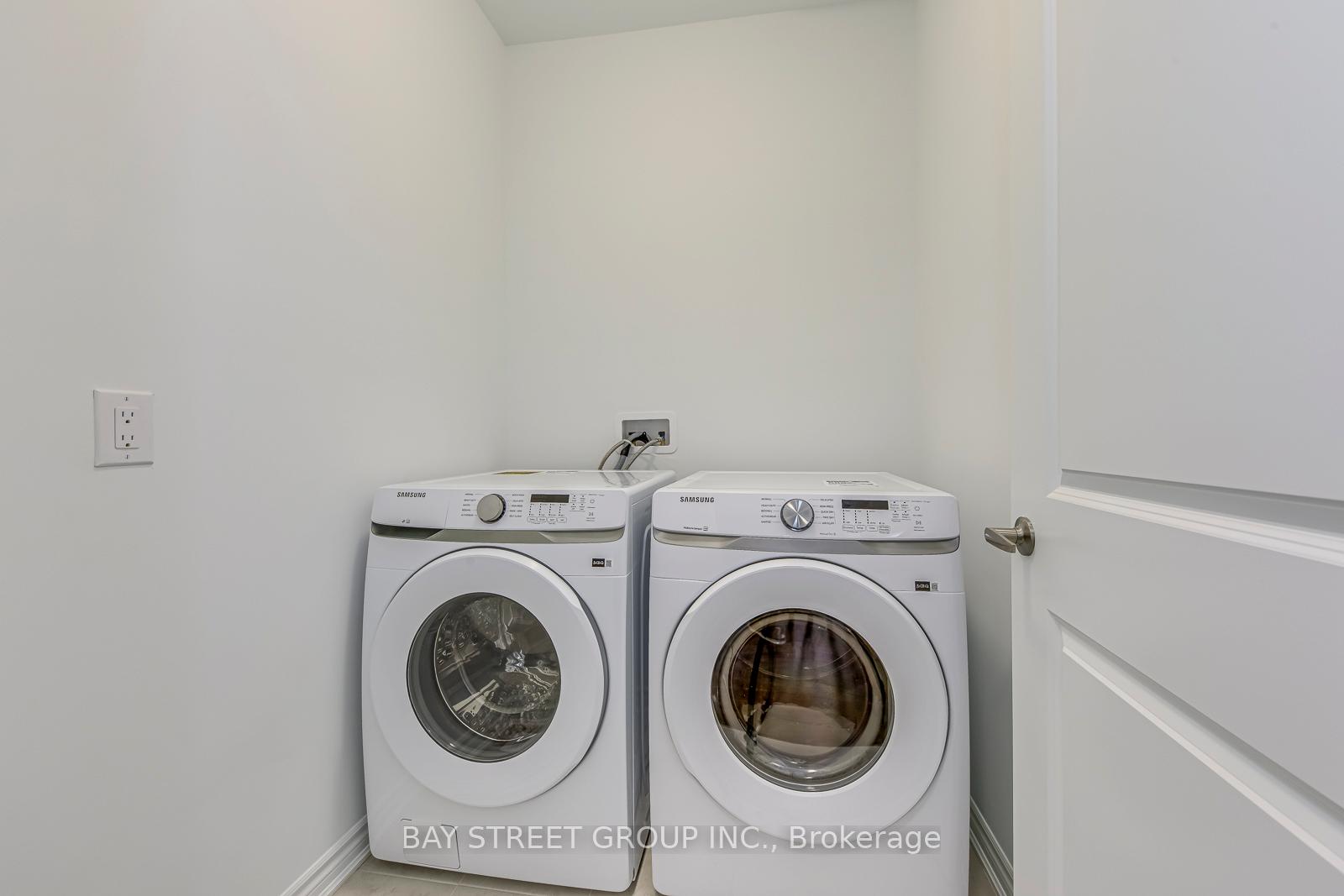 Photo 34 of 1508 Rothbury Crescent, Milton, Bowes — HOMEH