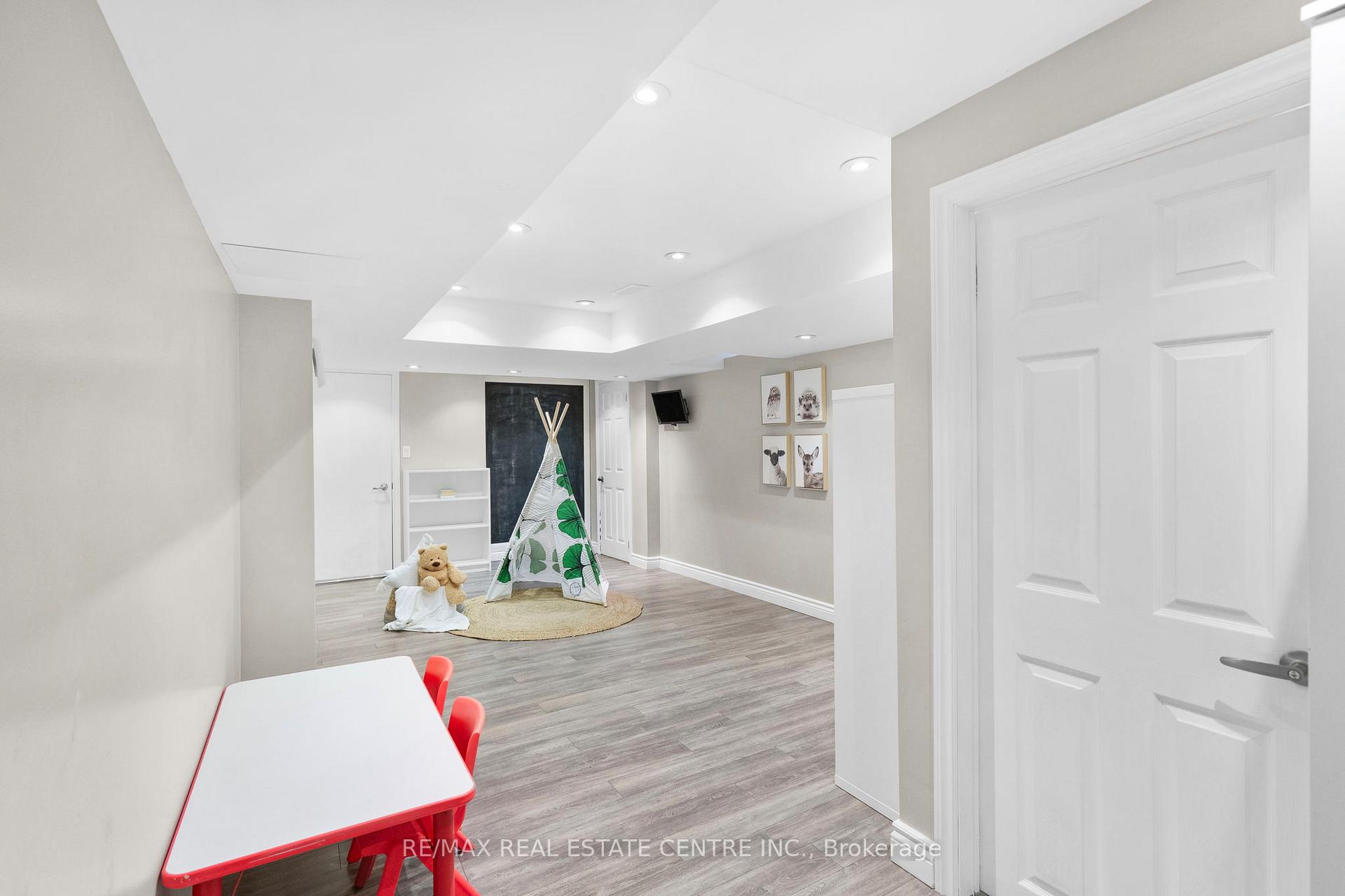 Photo 44 of 160 Mccready Drive, Milton, Scott — HOMEH