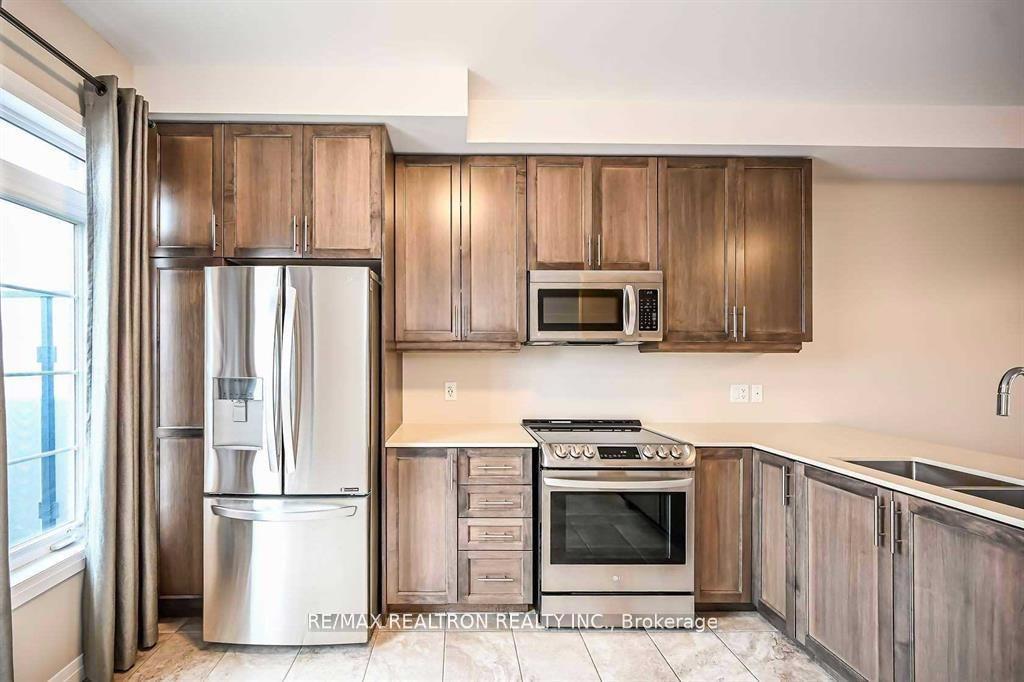 Photo 5 of Unit 231, 30 Times Square Boulevard, Hamilton, Stoney Creek Mountain — HOMEH