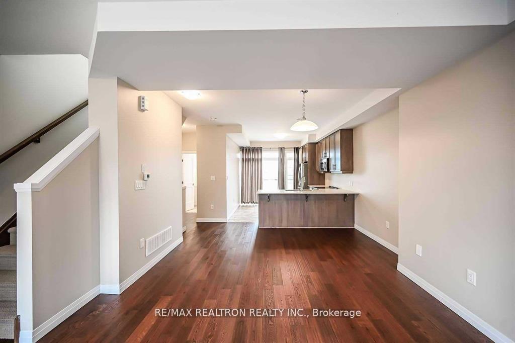 Photo 10 of Unit 231, 30 Times Square Boulevard, Hamilton, Stoney Creek Mountain — HOMEH