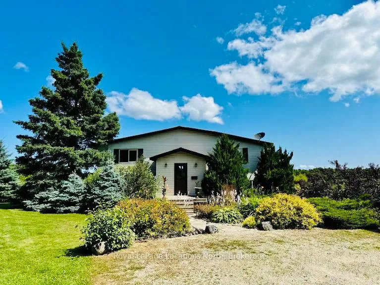 Photo 3 of 569513 6th Side Road, Blue Mountains — HOMEH
