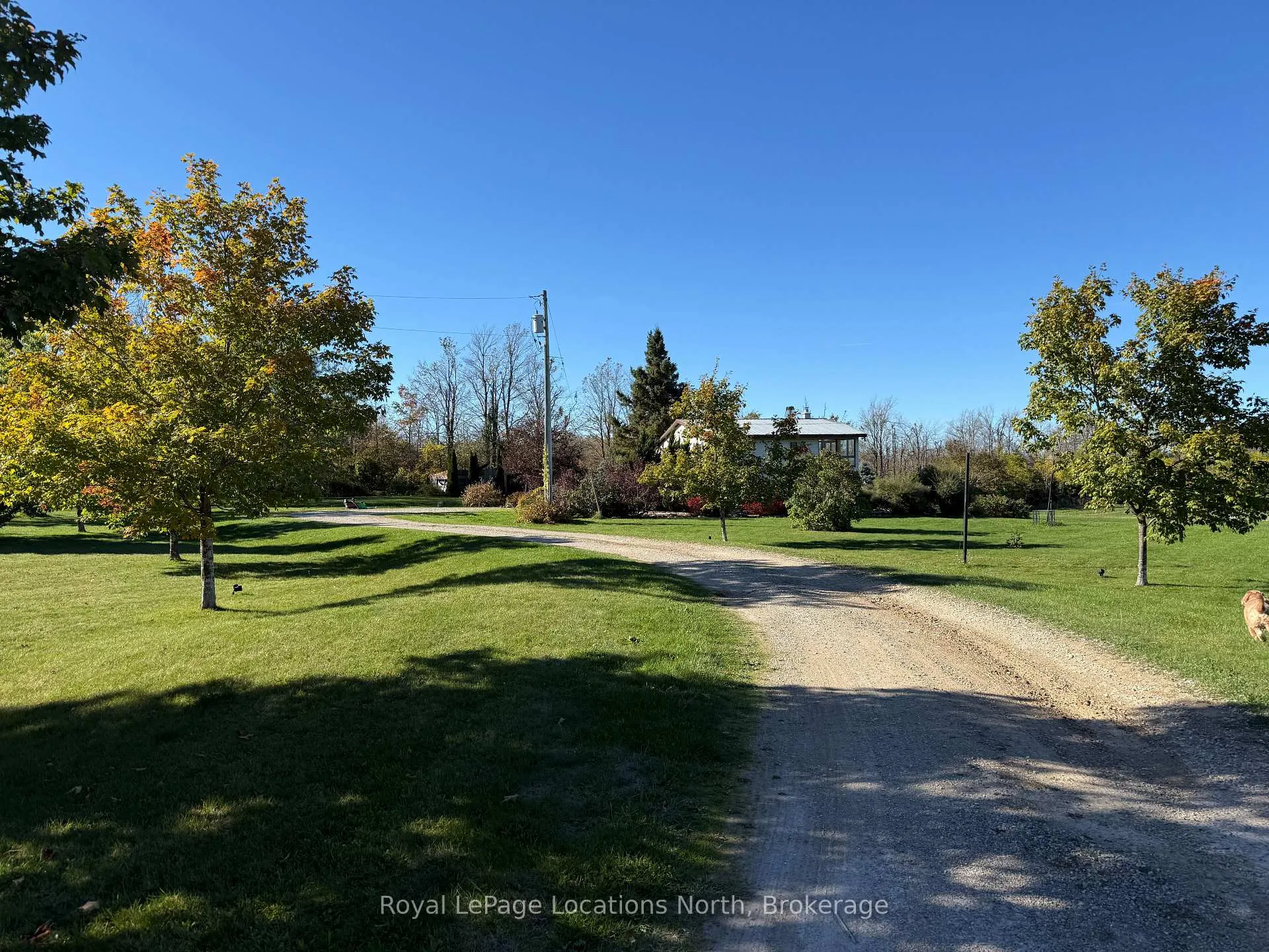 Photo 4 of 569513 6th Side Road, Blue Mountains — HOMEH