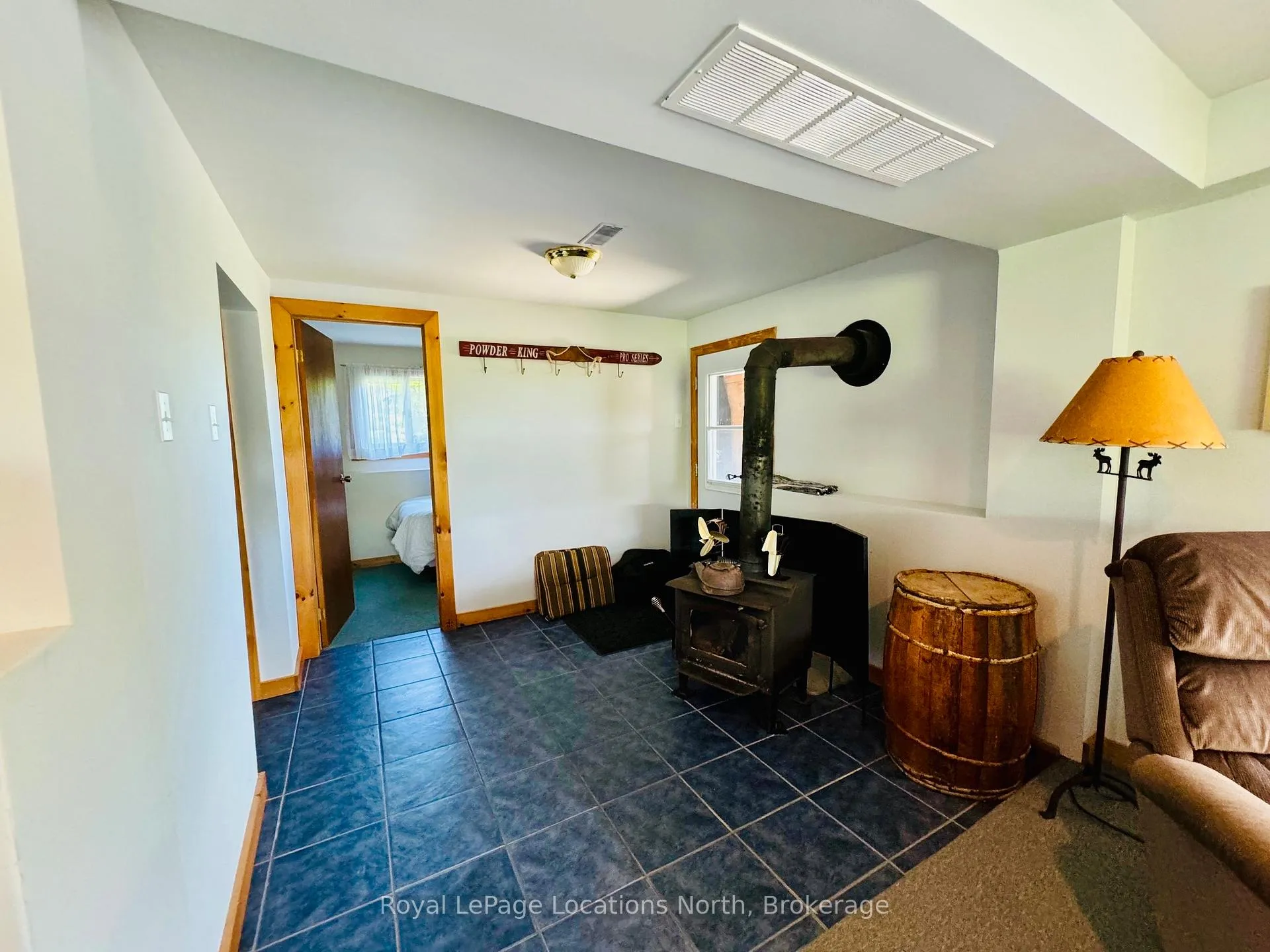 Photo 33 of 569513 6th Side Road, Blue Mountains — HOMEH