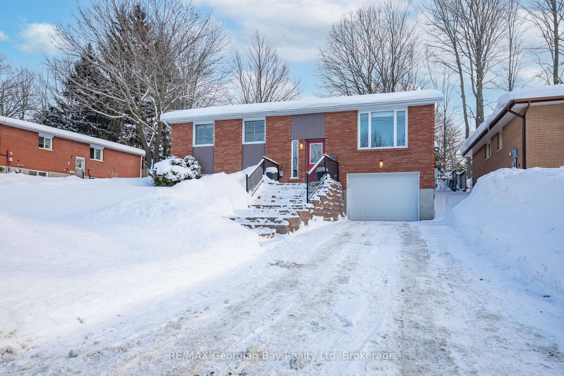 Photo 1 of 317 Hanly Street, Midland — HOMEH