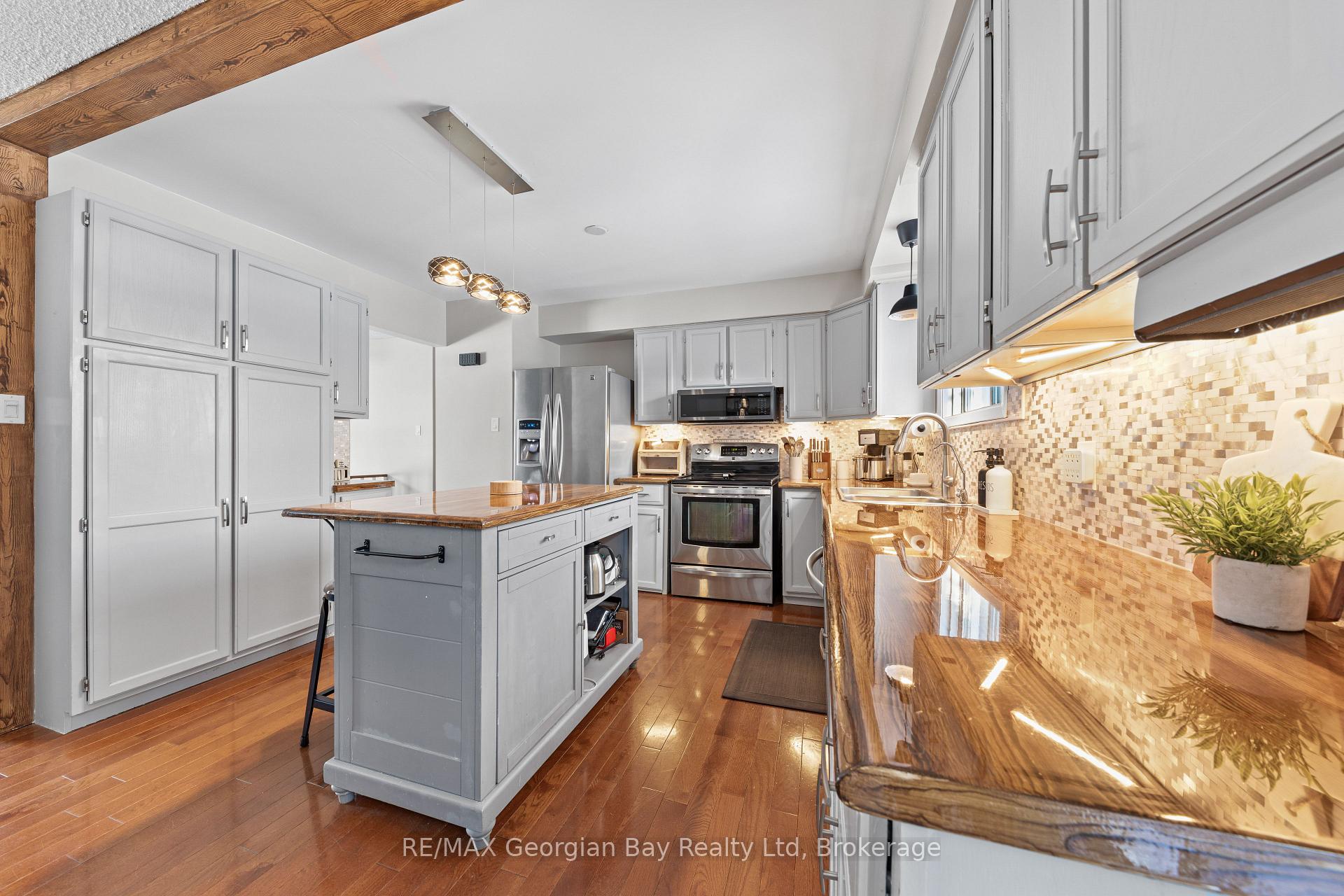 Photo 9 of 317 Hanly Street, Midland — HOMEH