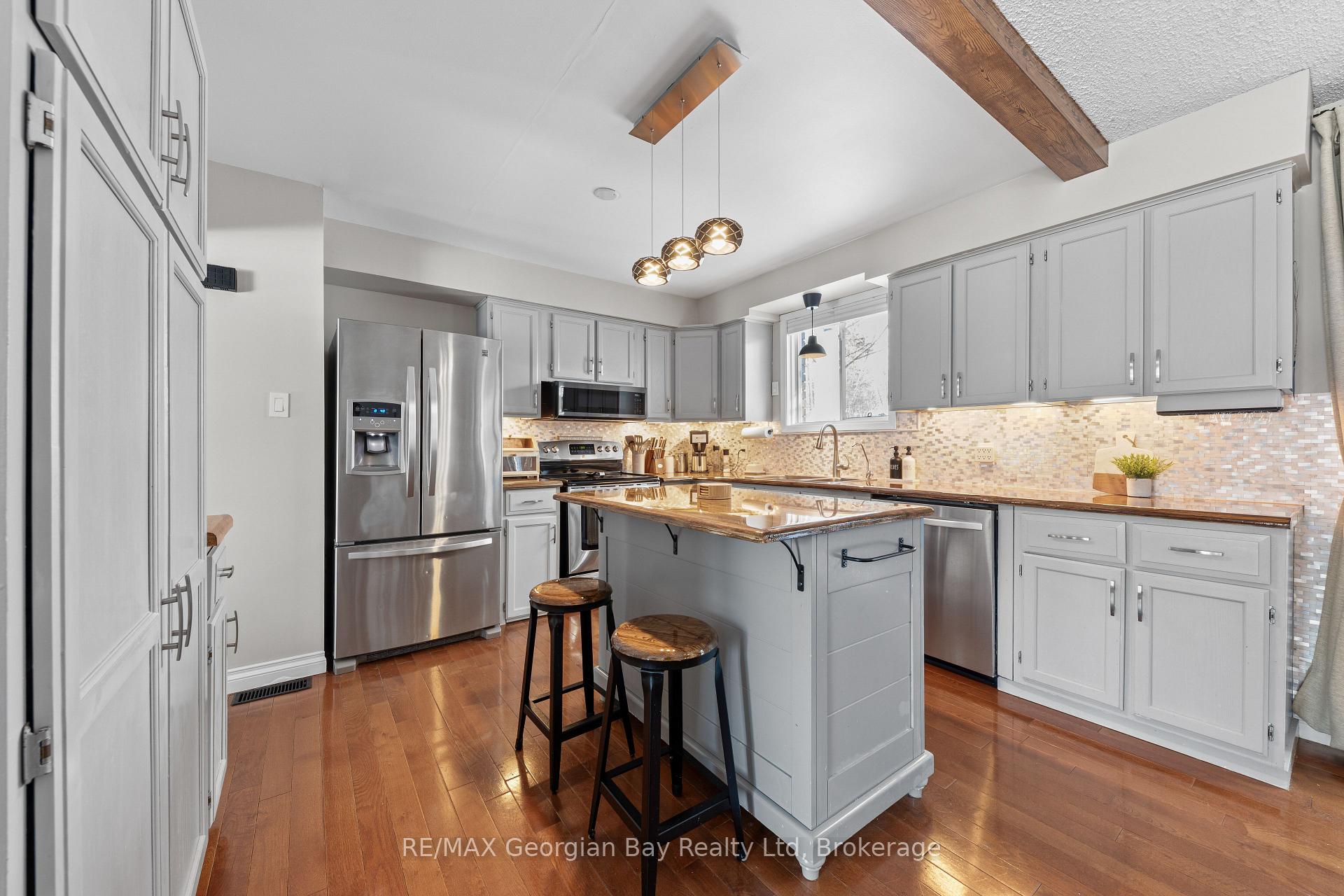 Photo 10 of 317 Hanly Street, Midland — HOMEH
