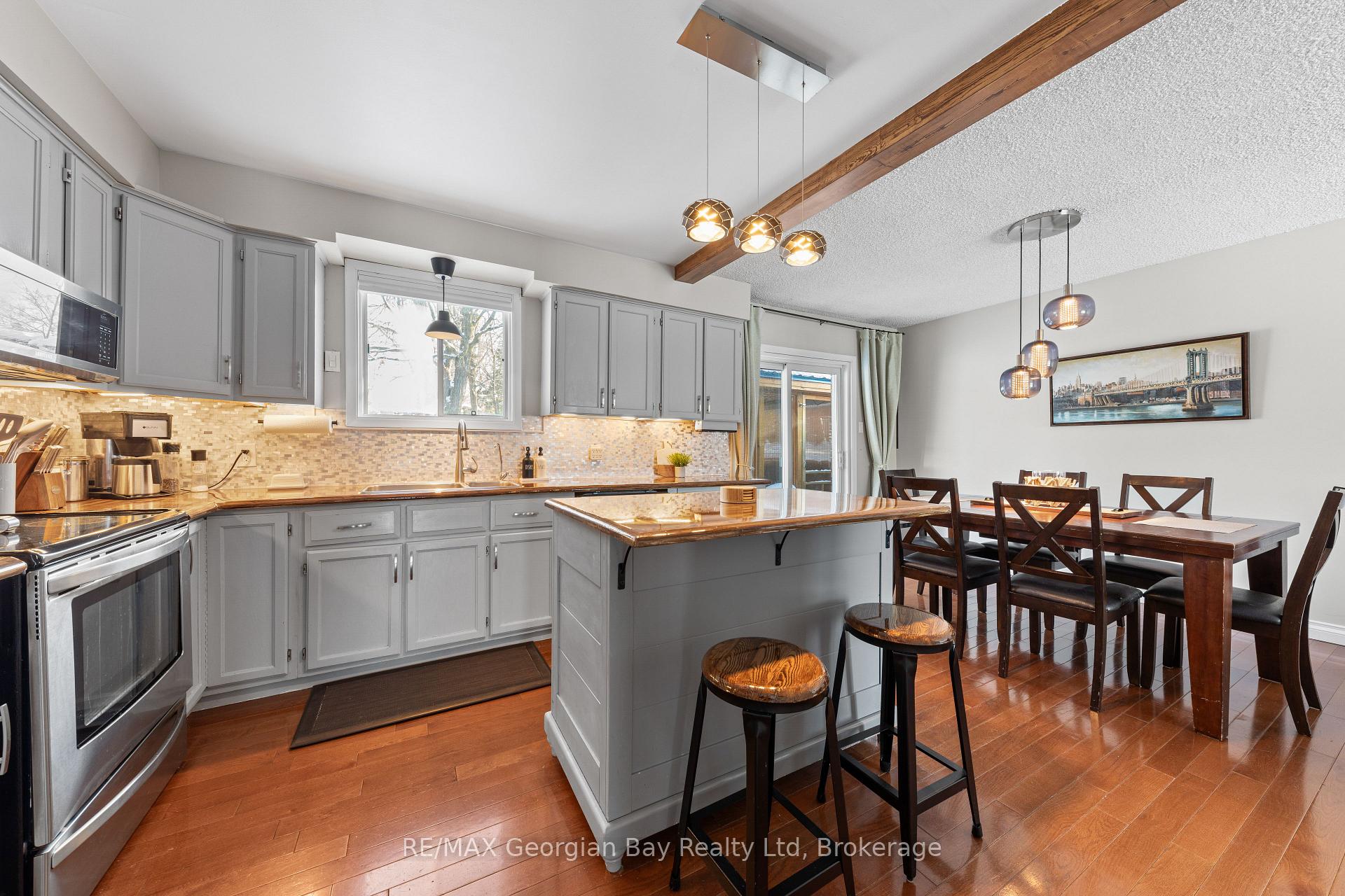 Photo 11 of 317 Hanly Street, Midland — HOMEH