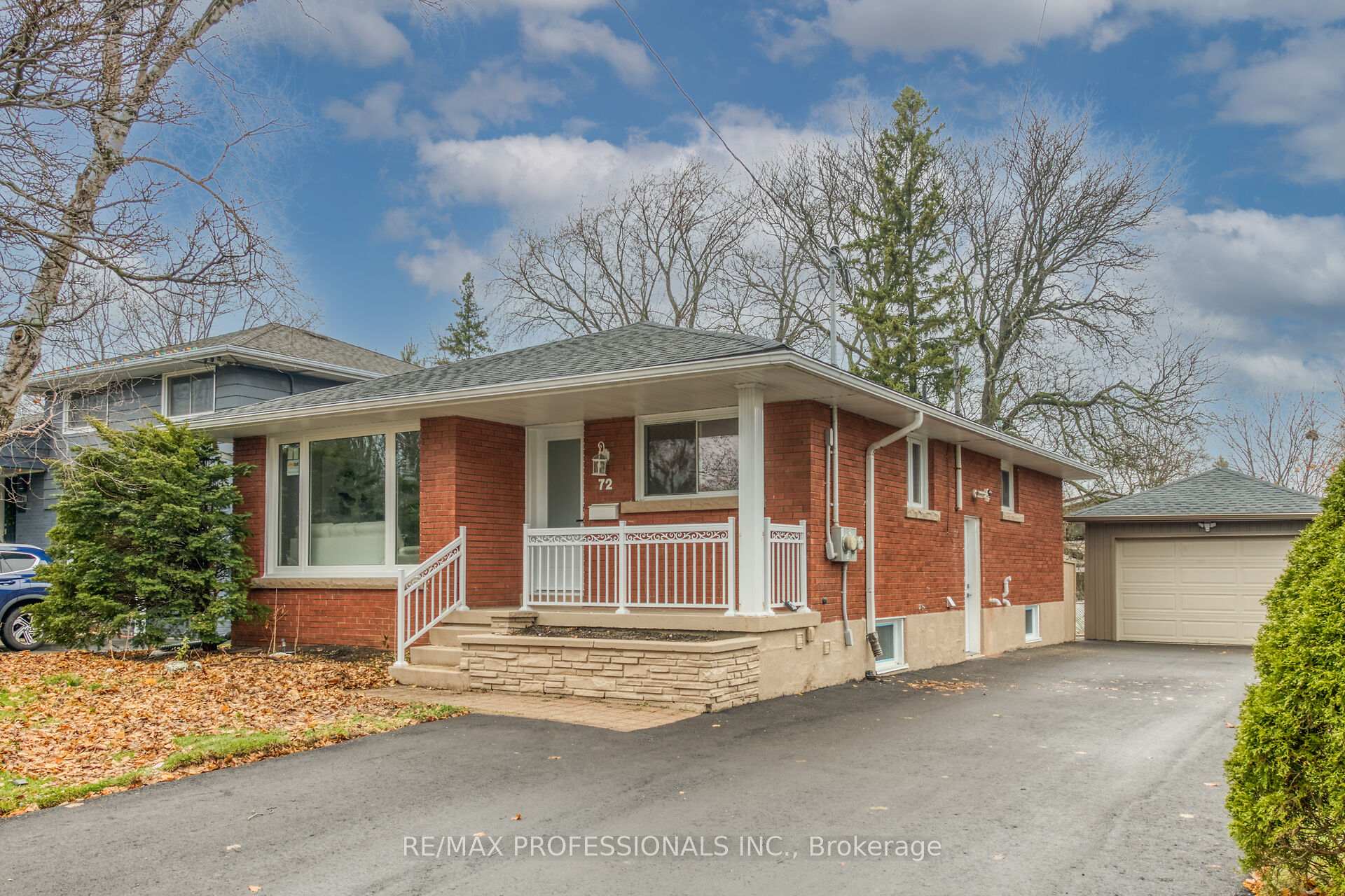 Photo 2 of 72 Sanatorium Road, Hamilton, Buchanan — HOMEH