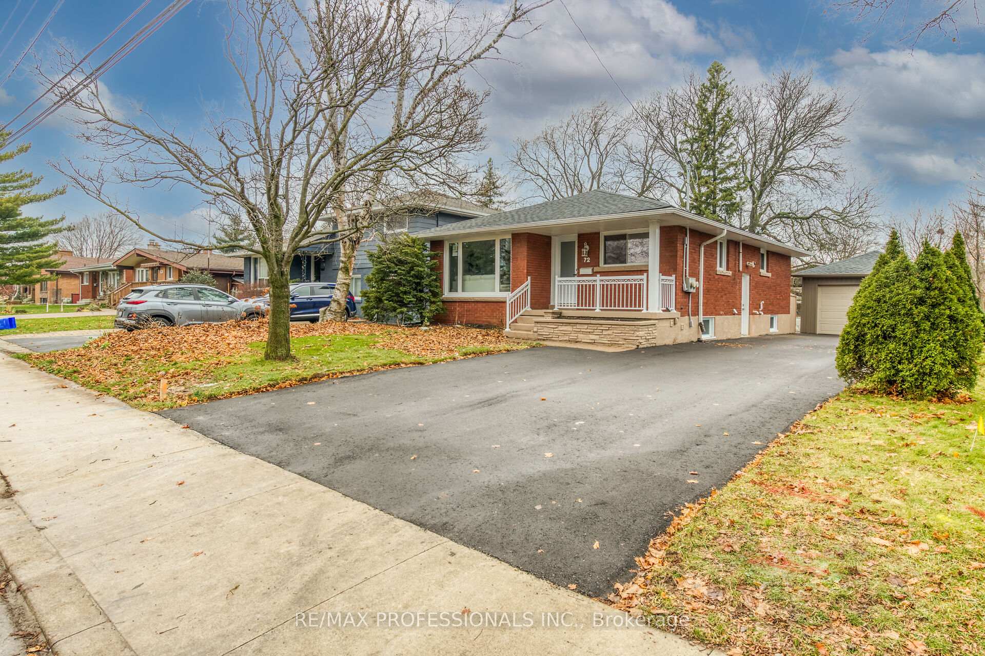 Photo 3 of 72 Sanatorium Road, Hamilton, Buchanan — HOMEH