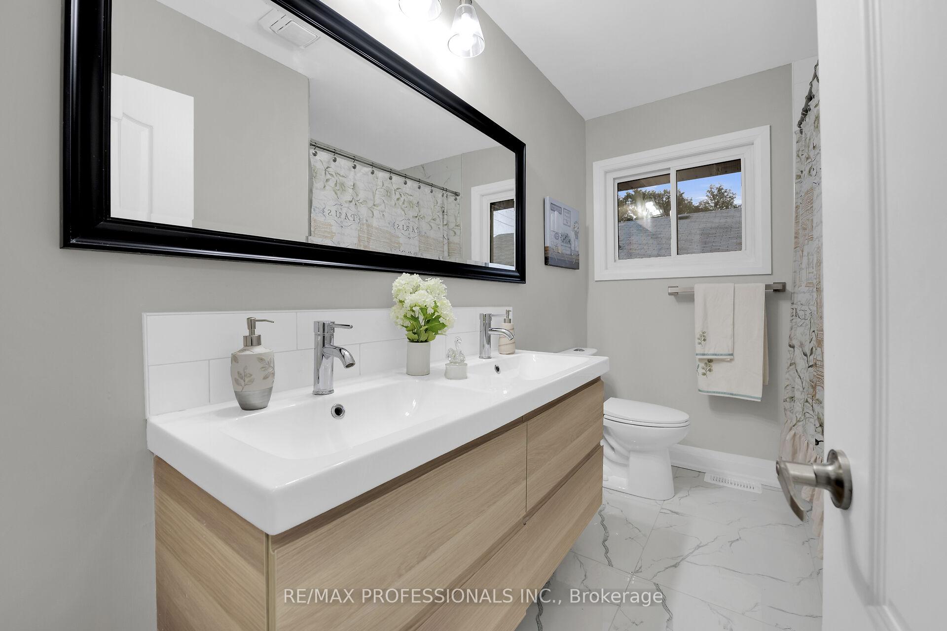 Photo 17 of 72 Sanatorium Road, Hamilton, Buchanan — HOMEH