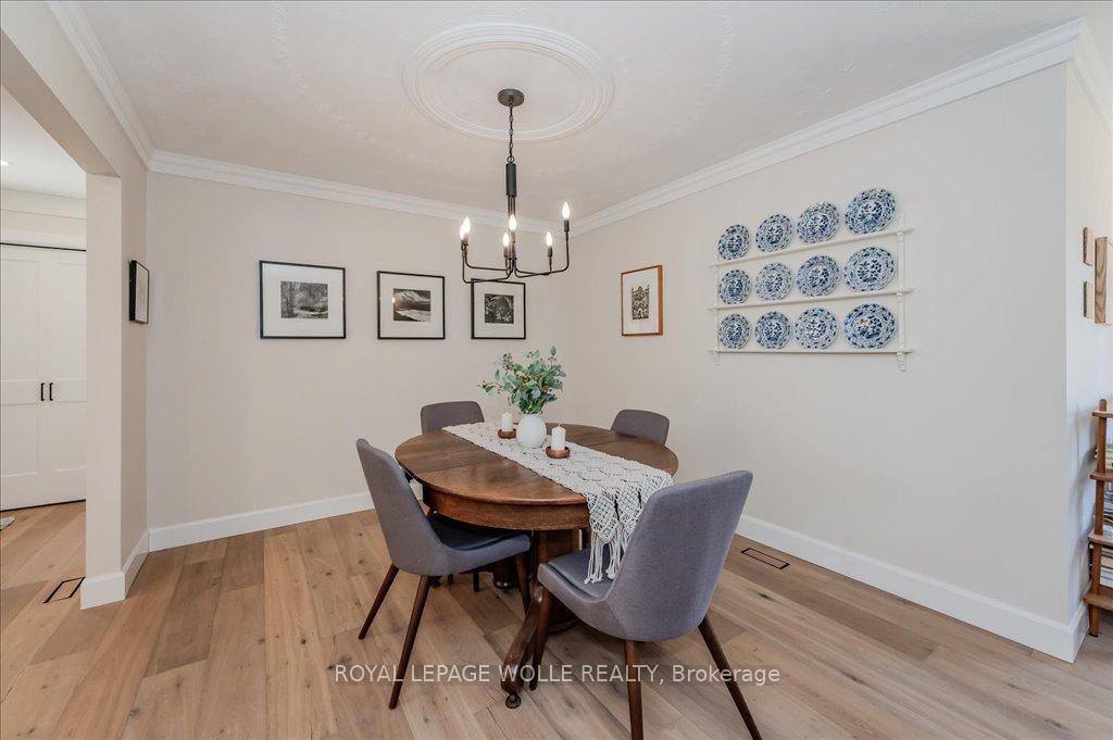Photo 8 of 48 Bound Brook Court, Kitchener — HOMEH