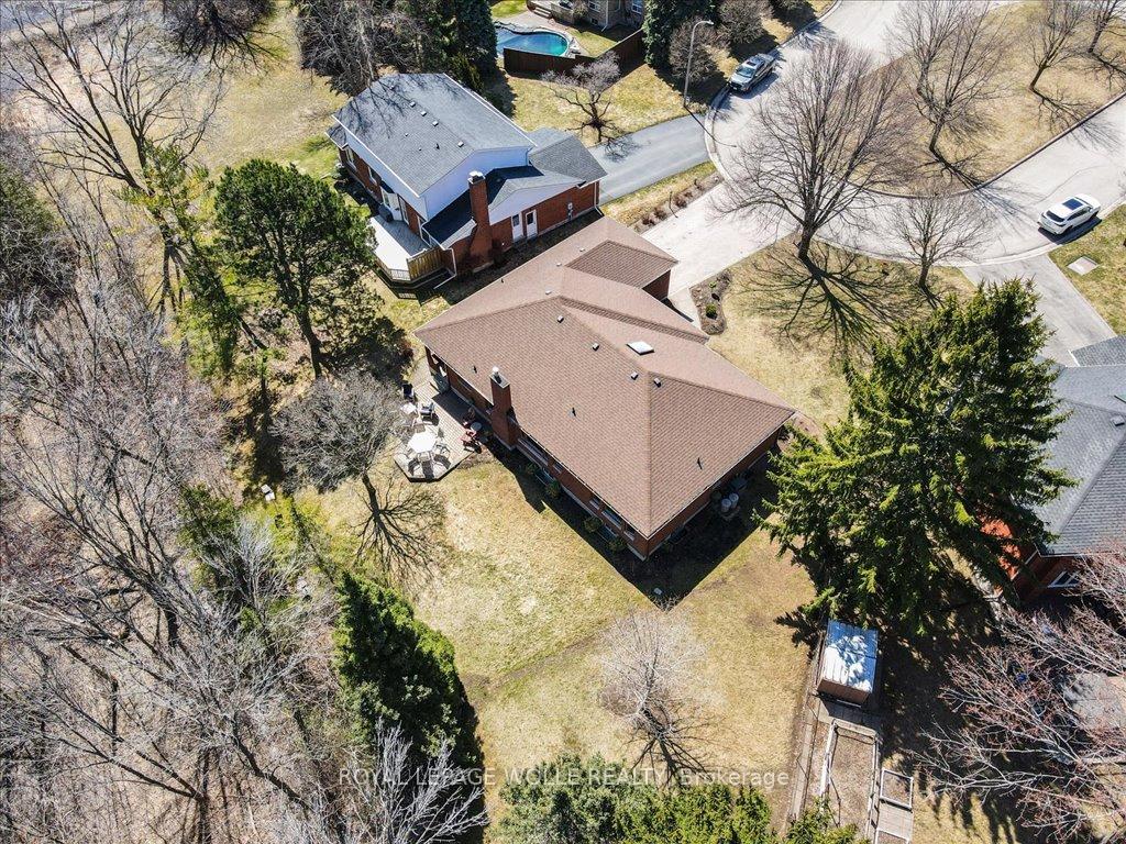Photo 42 of 48 Bound Brook Court, Kitchener — HOMEH