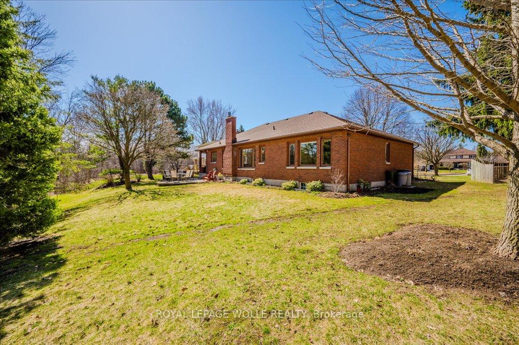 Photo 44 of 48 Bound Brook Court, Kitchener — HOMEH