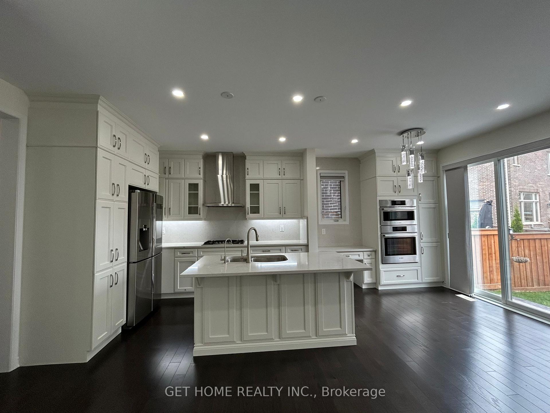 Photo 27 of 1455 Sycamore Garden, Milton, Cobban — HOMEH