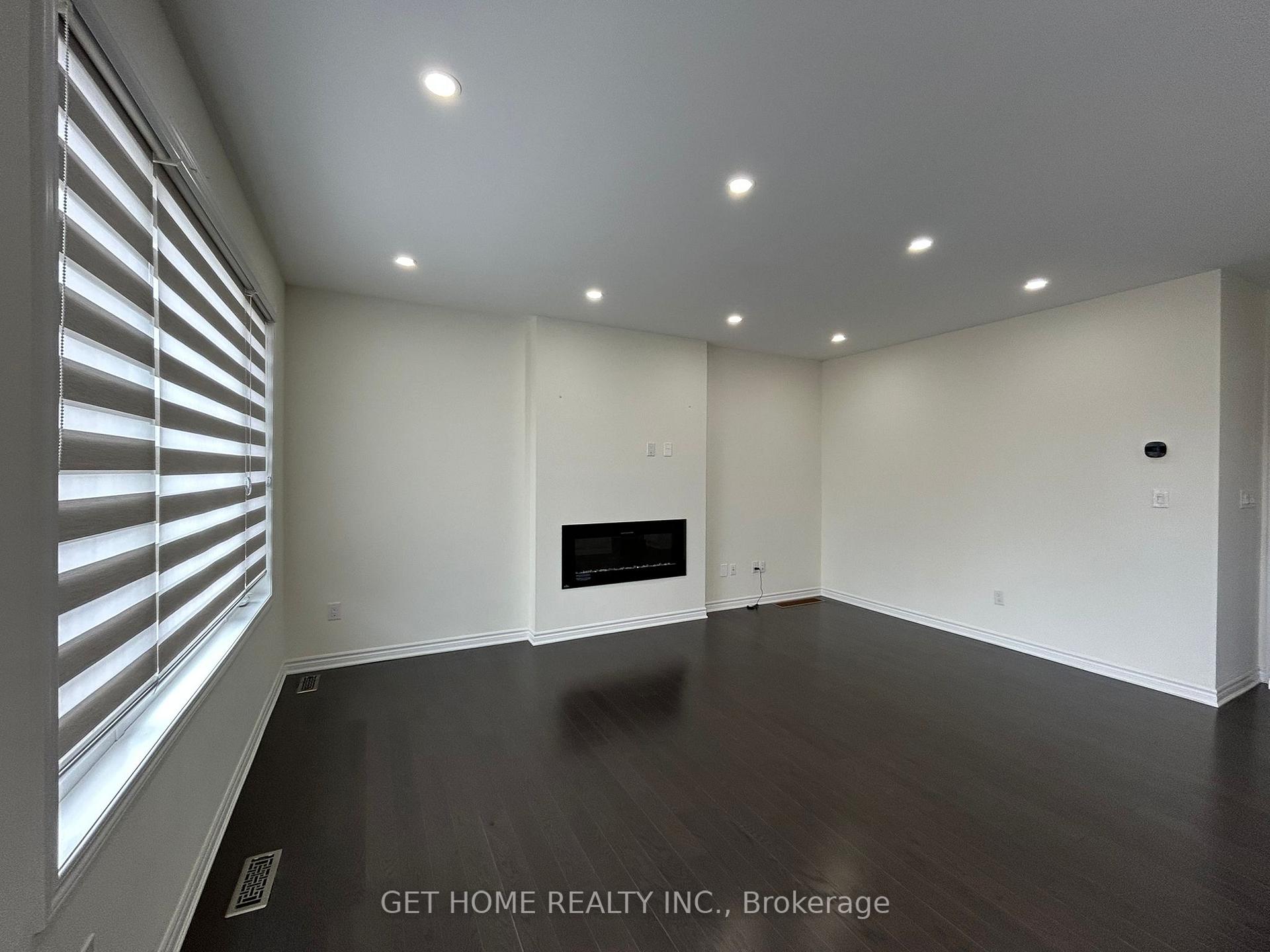 Photo 32 of 1455 Sycamore Garden, Milton, Cobban — HOMEH