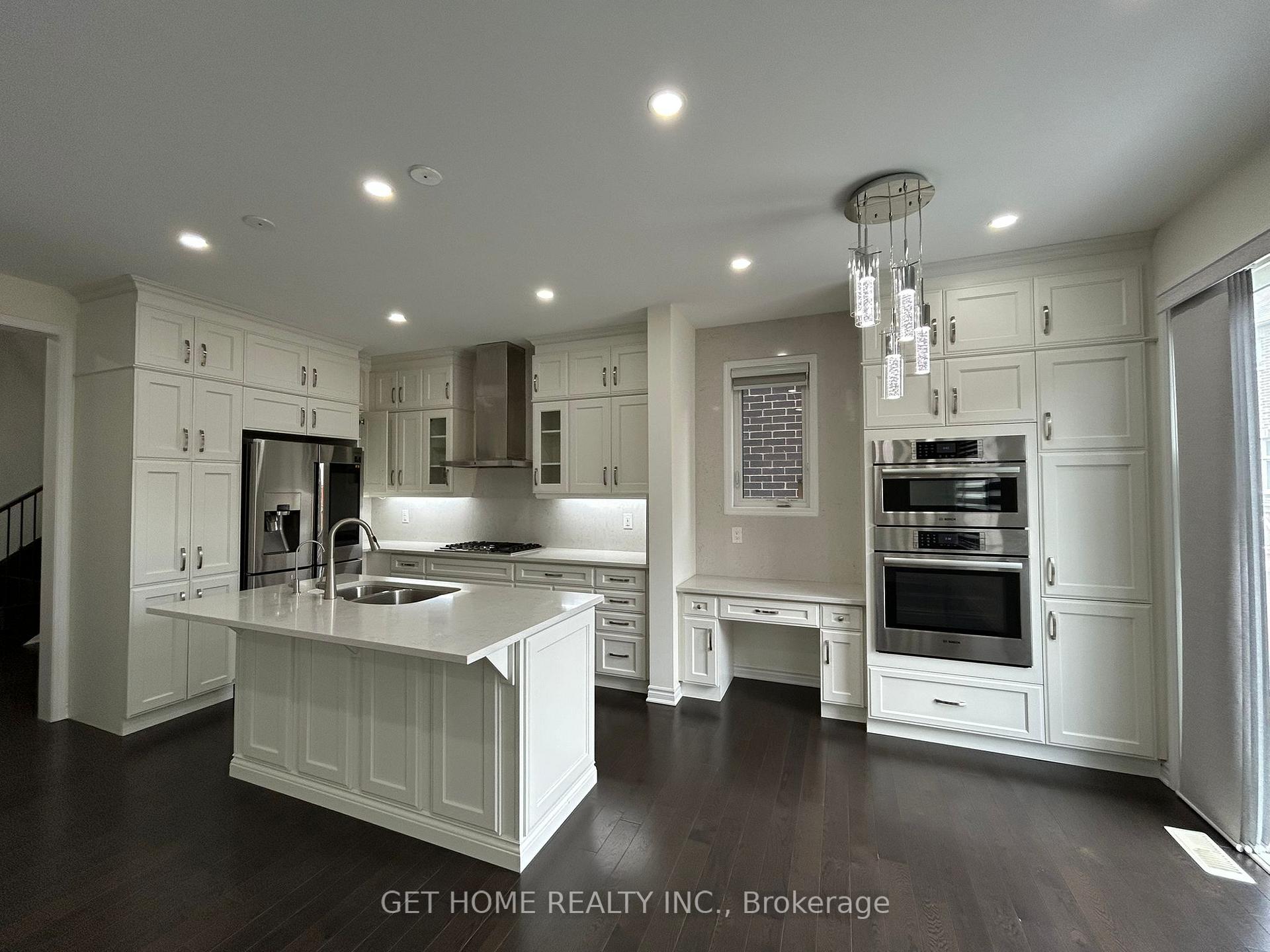 Photo 44 of 1455 Sycamore Garden, Milton, Cobban — HOMEH
