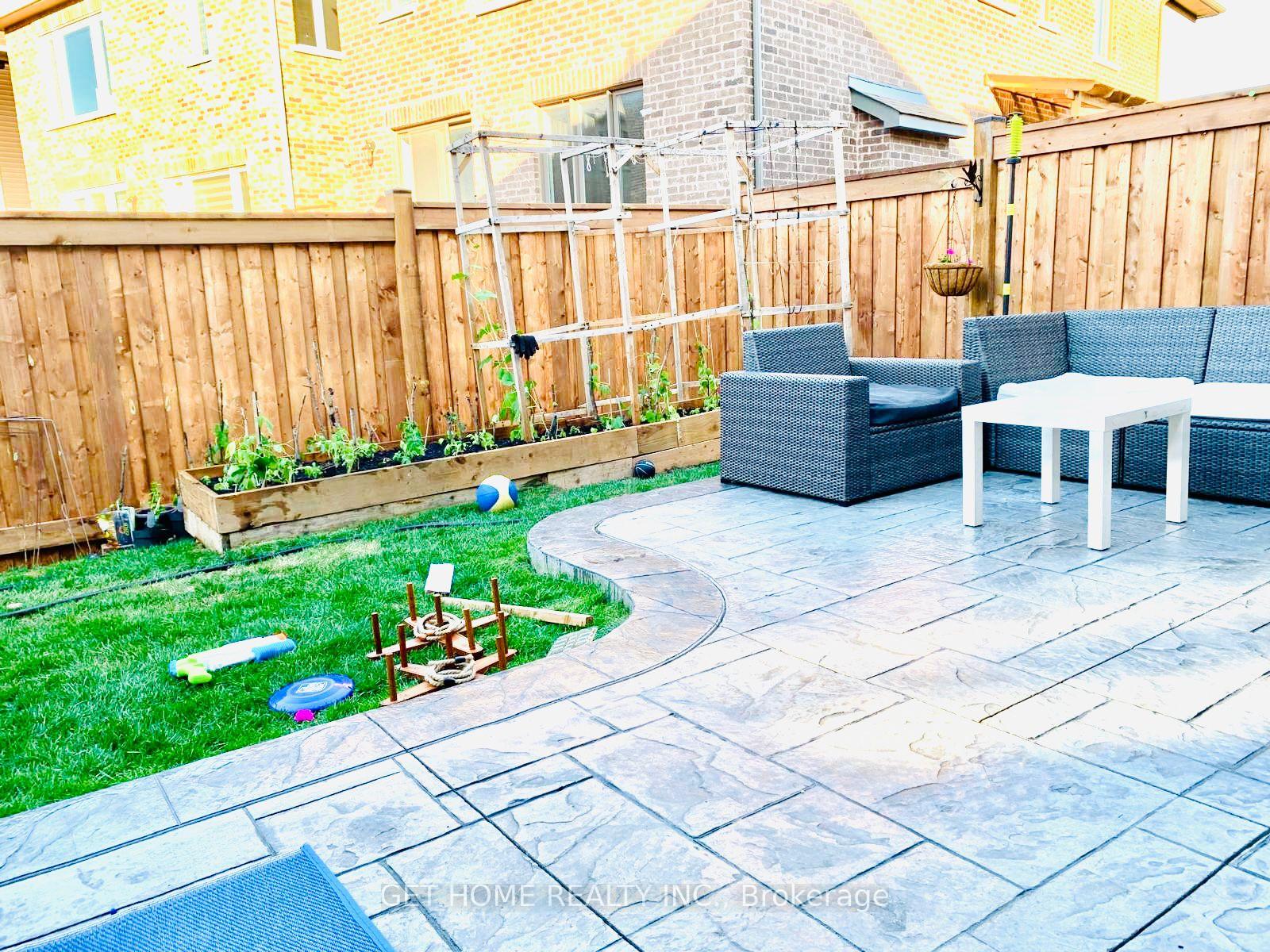 Photo 50 of 1455 Sycamore Garden, Milton, Cobban — HOMEH