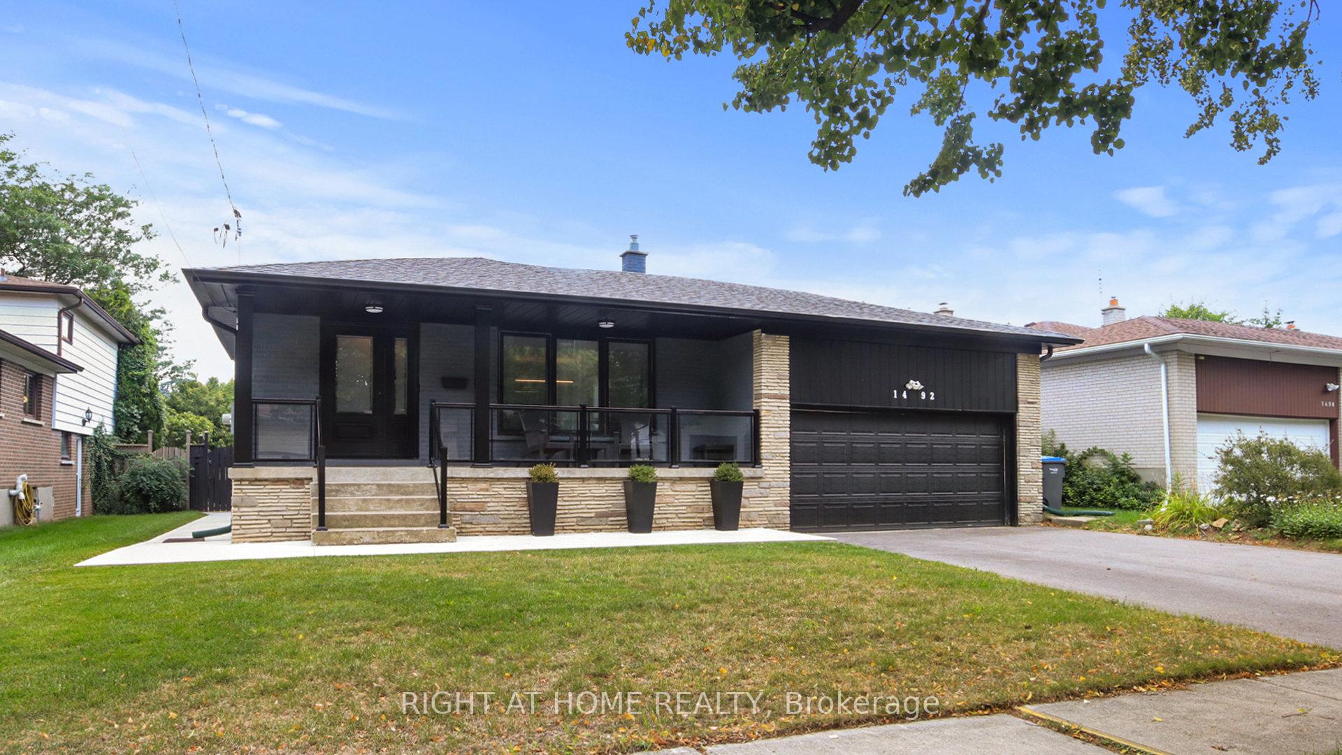Front of 1492 Agnew Road