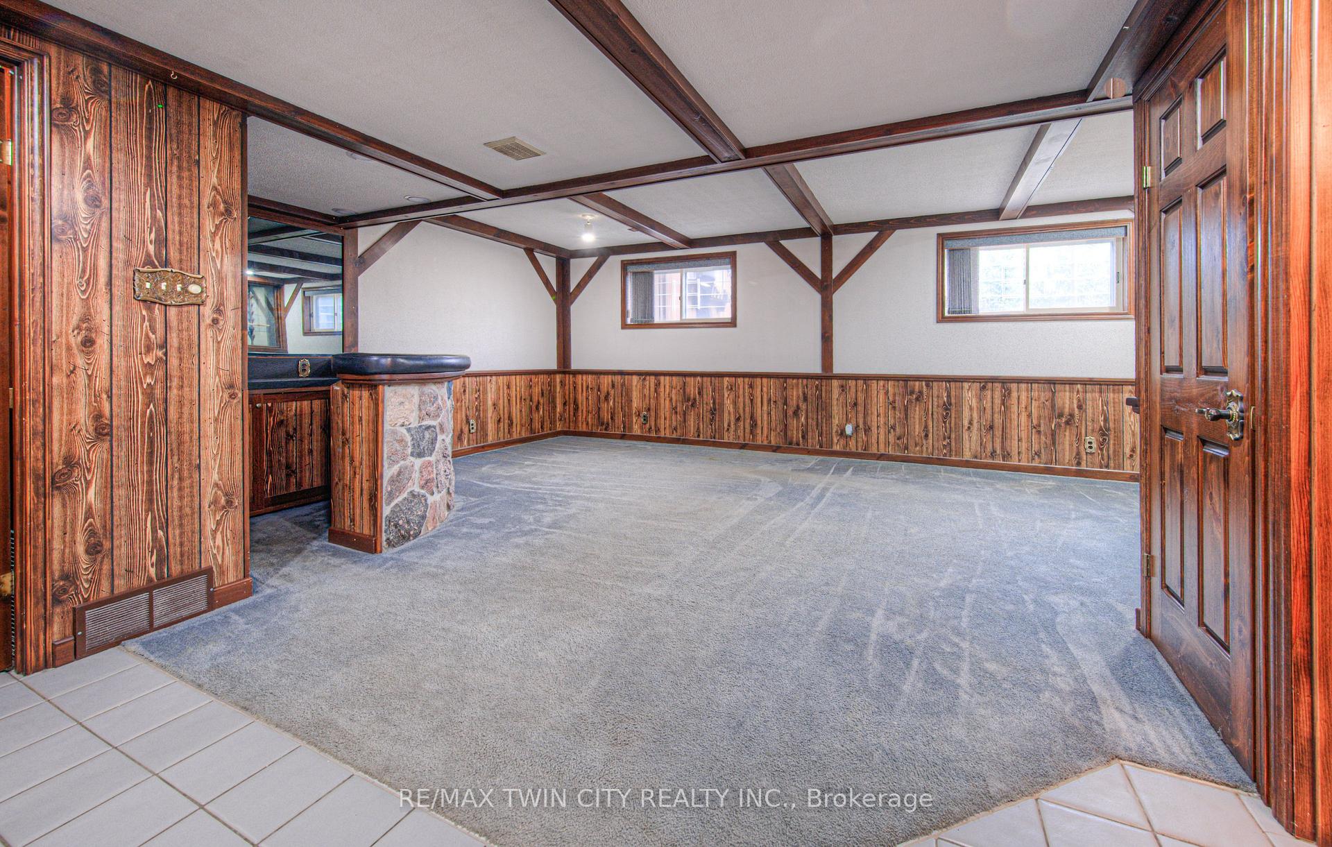 Photo 20 of 18 Bosworth Crescent, Kitchener — HOMEH