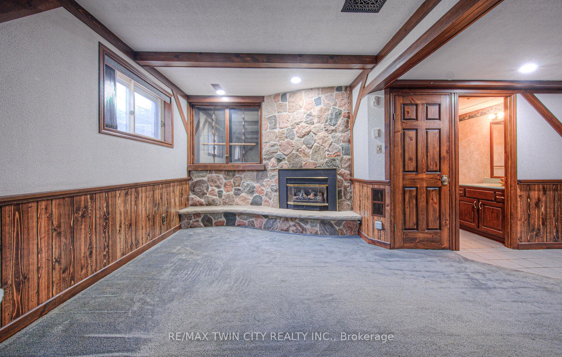 Photo 22 of 18 Bosworth Crescent, Kitchener — HOMEH