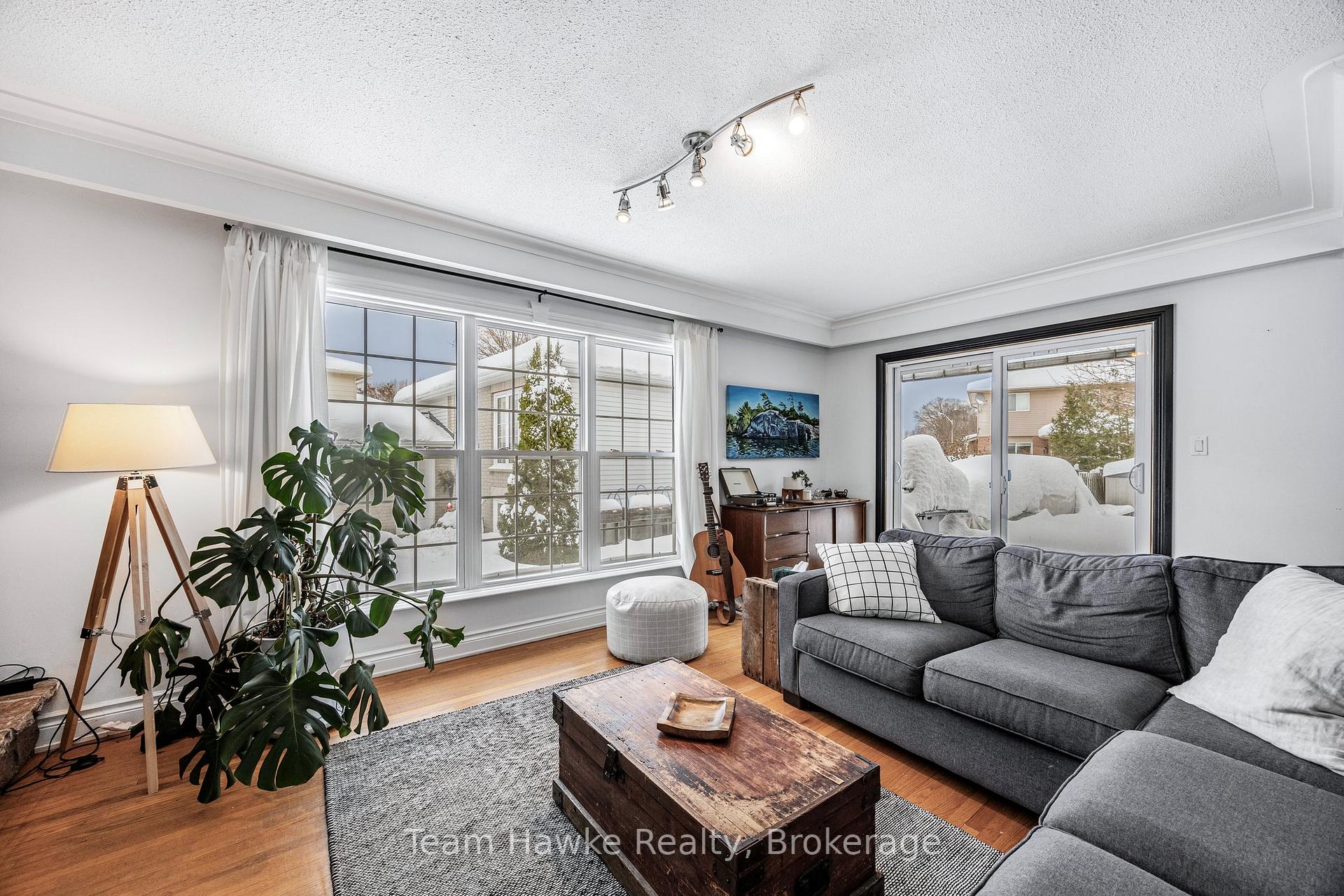 Photo 16 of 175 Woodland Drive, Midland — HOMEH