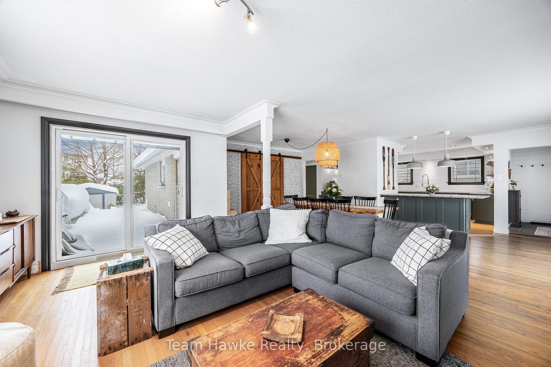 Photo 17 of 175 Woodland Drive, Midland — HOMEH